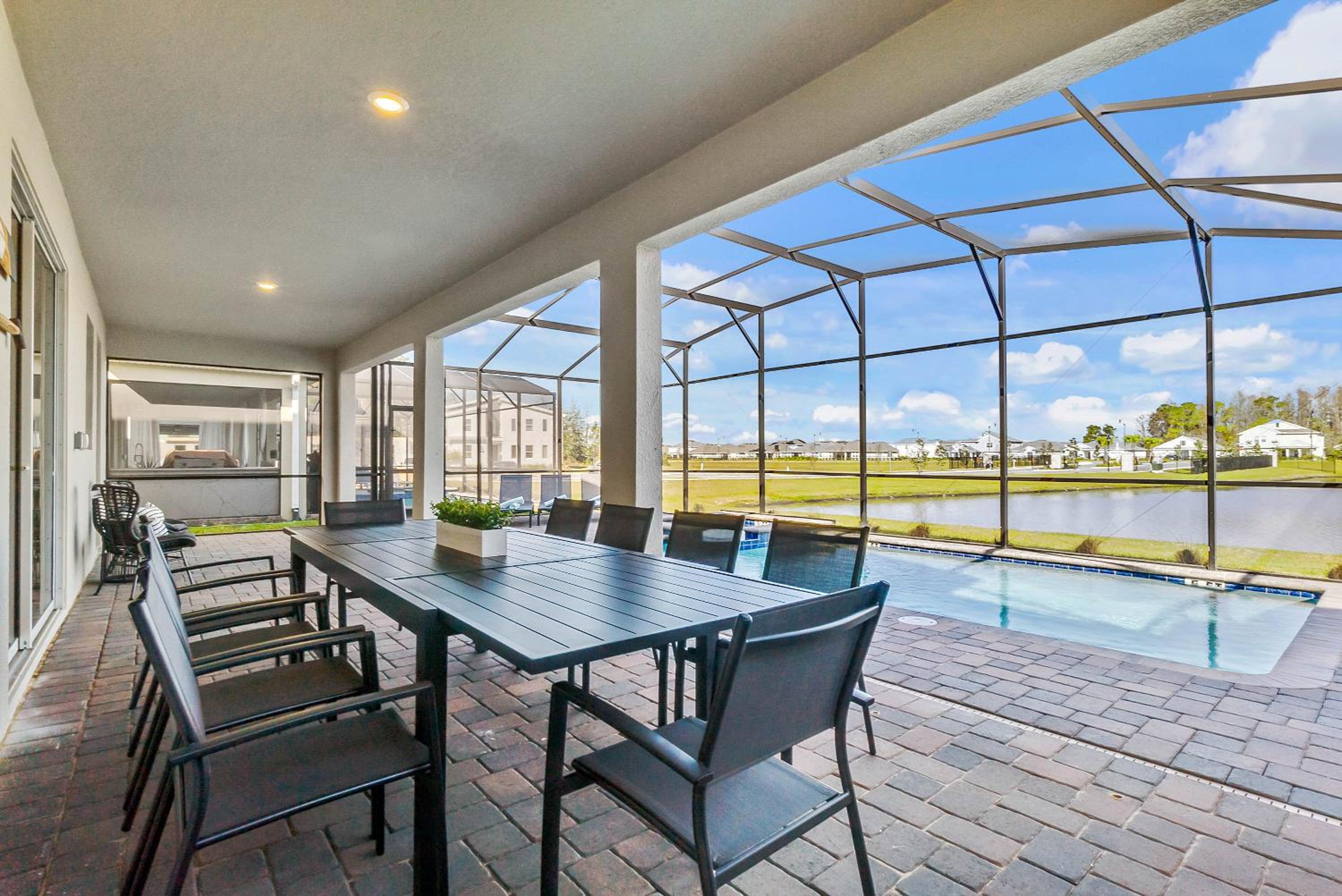 Spectacular 9 BD Lake View Villa in Storey Lake view 5