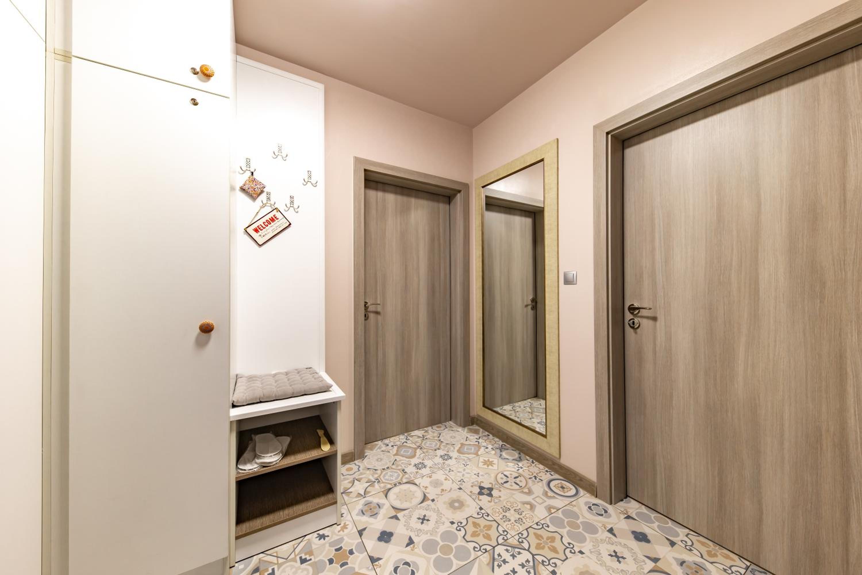 Happy Town Apartments
