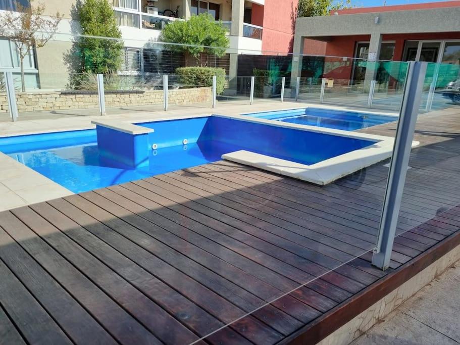 Departamento en complejo cerrado