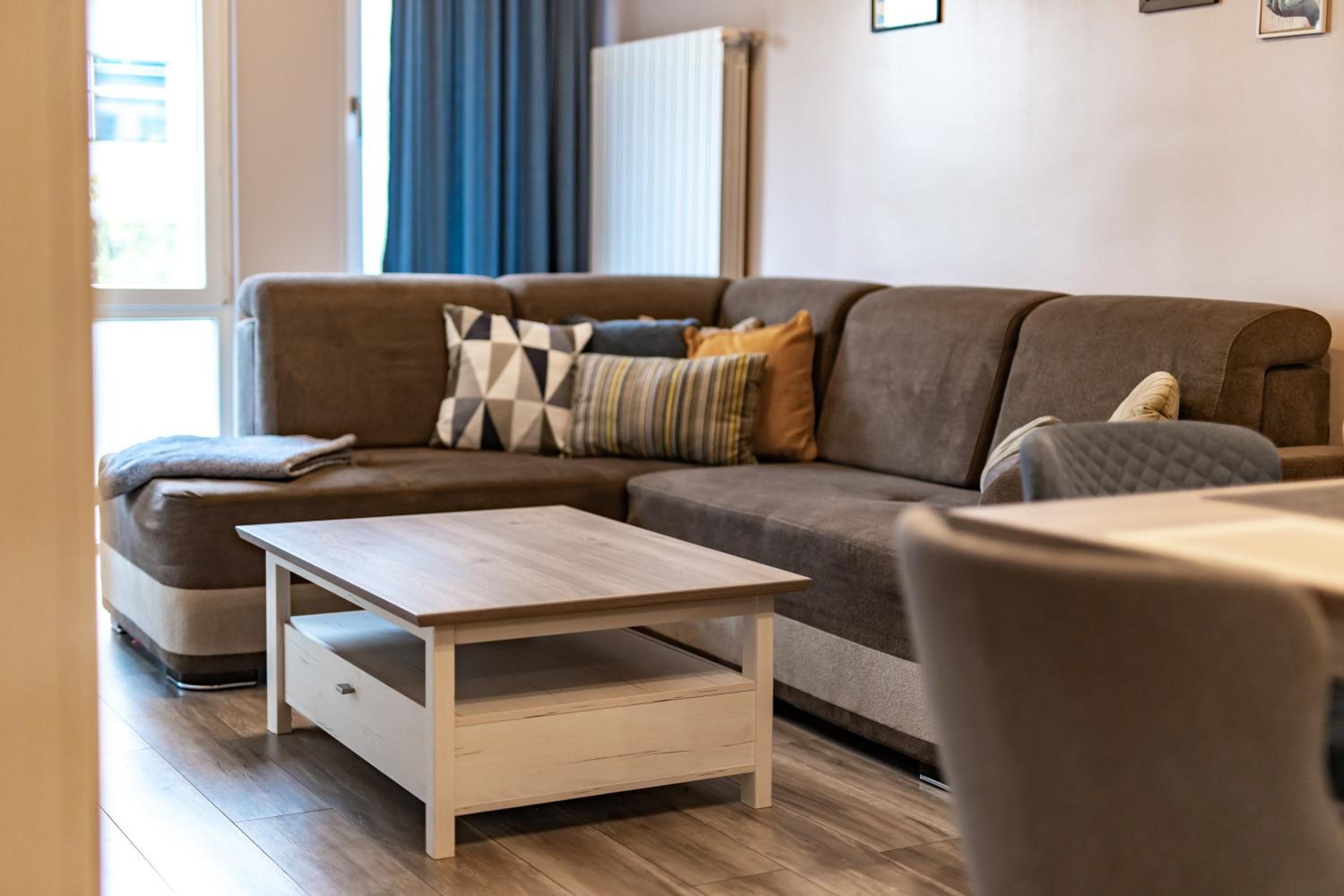 Happy Town Apartments