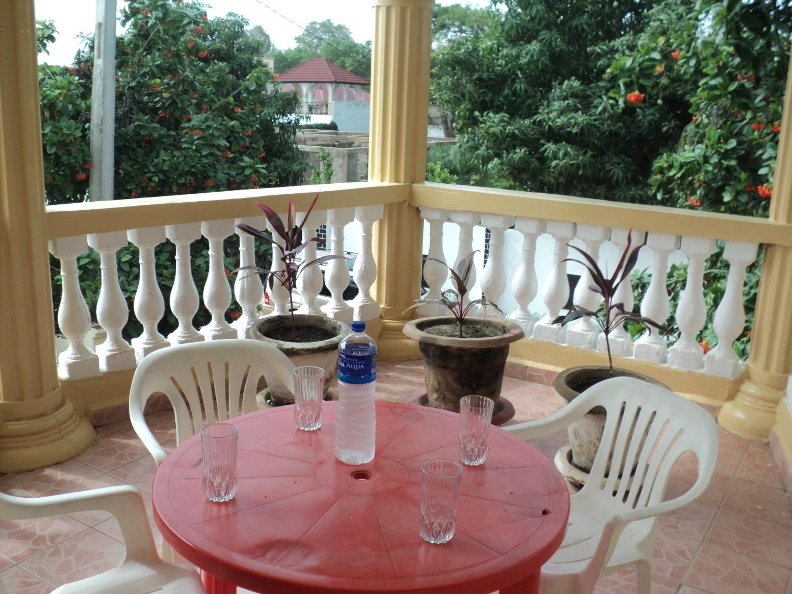 Fayes Apartments