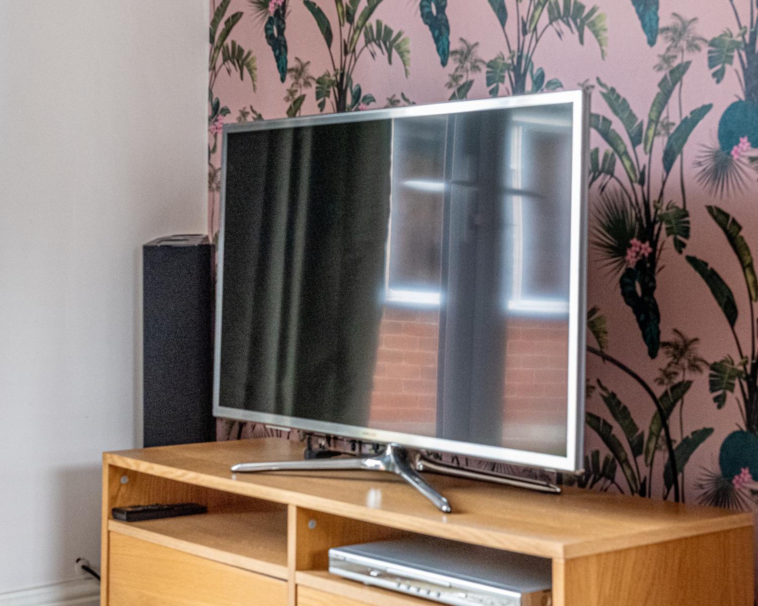 Newly decorated home in Chester sleeps 4 view 3