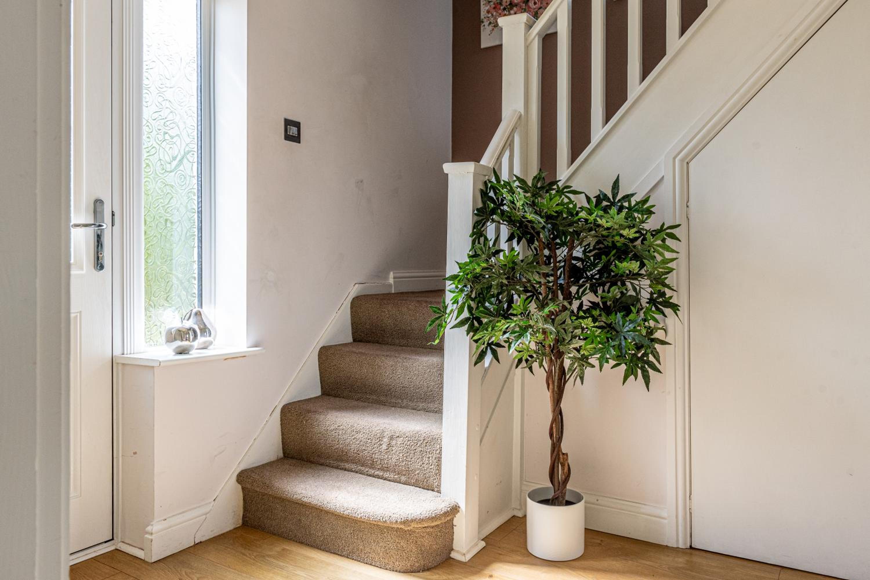Newly decorated home in Chester sleeps 4 view 4