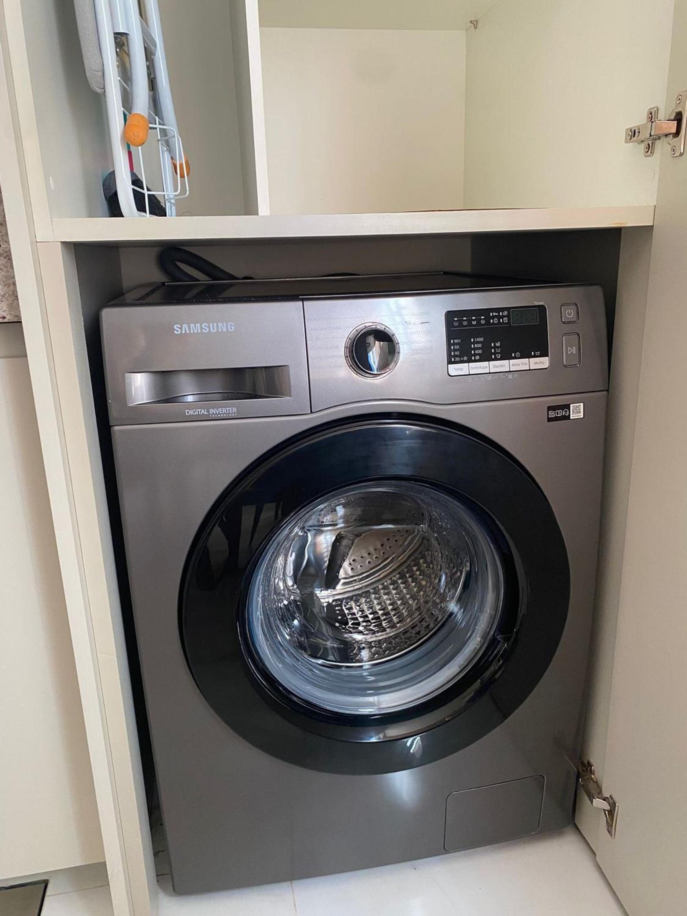 Edificio Casablanca, near T-63 Avenue, Shopping, Drugstore, Hospitals