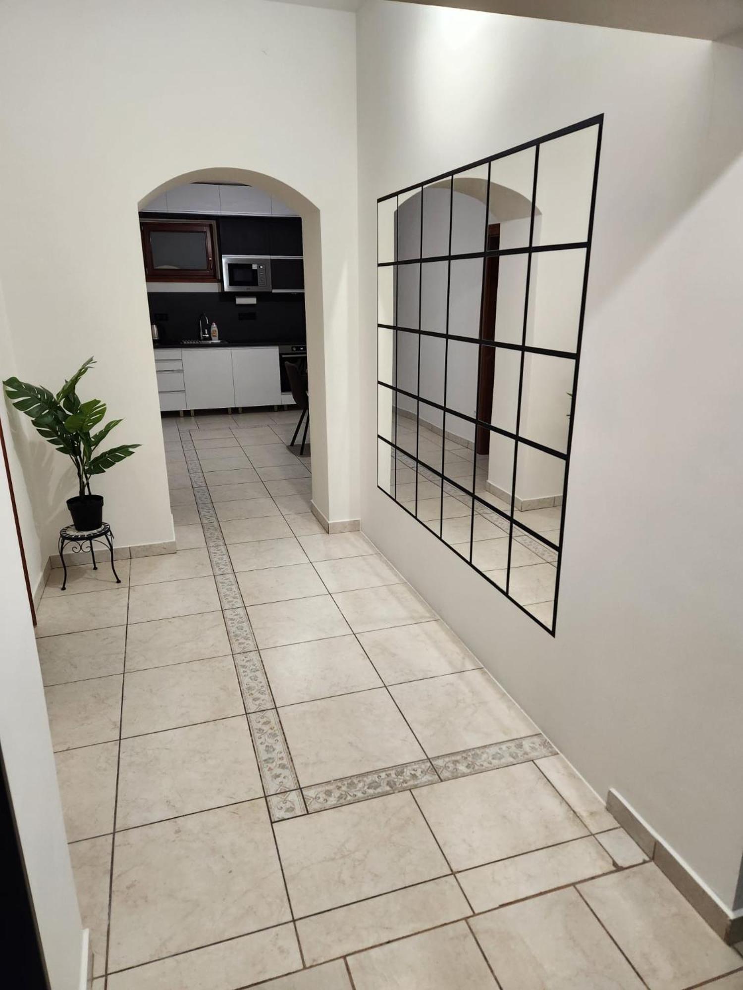 RG Apartments view 3