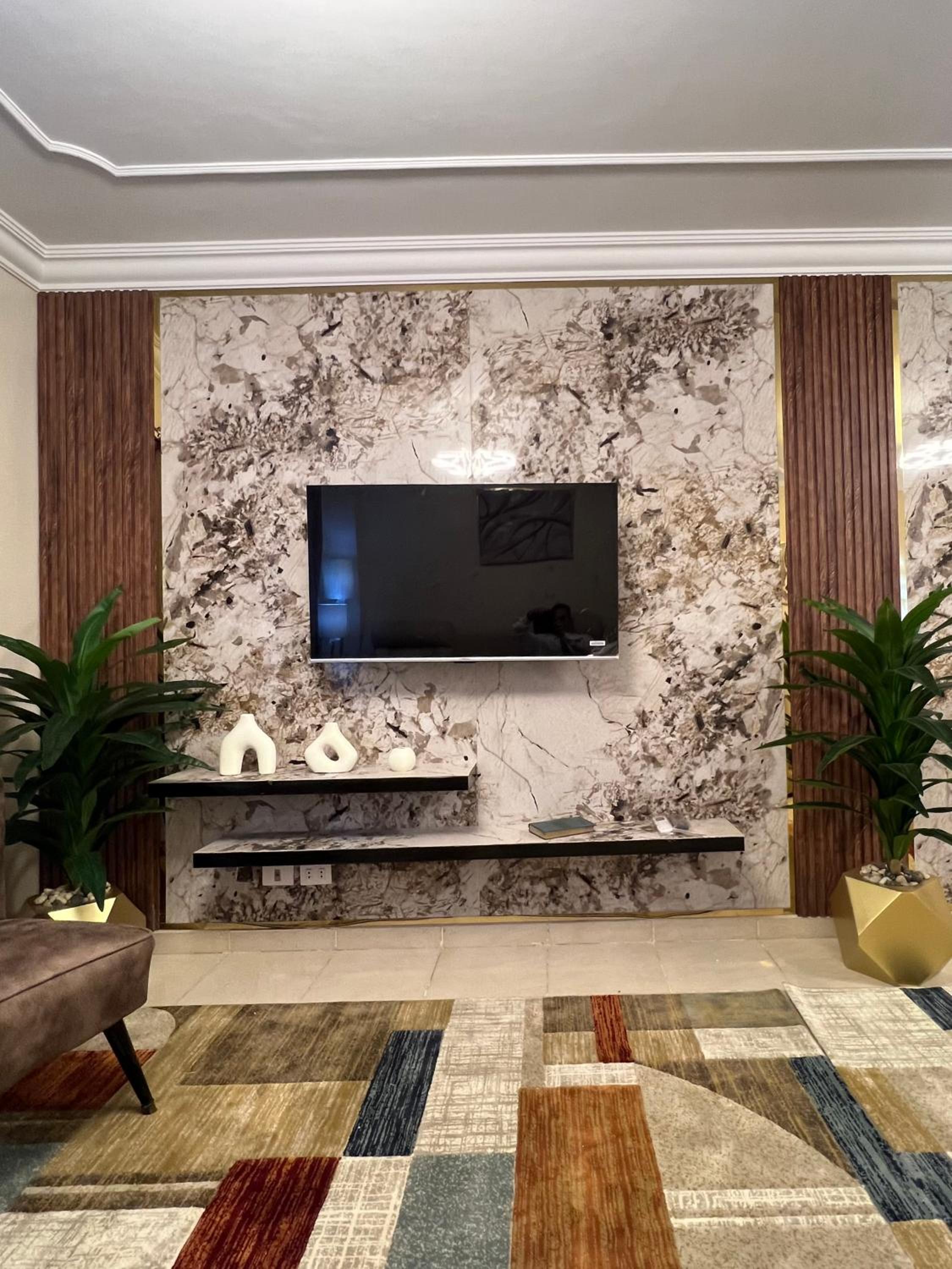 Luxurious VIP Apartment in Madinaty Furnished with High End Hotel Furniture