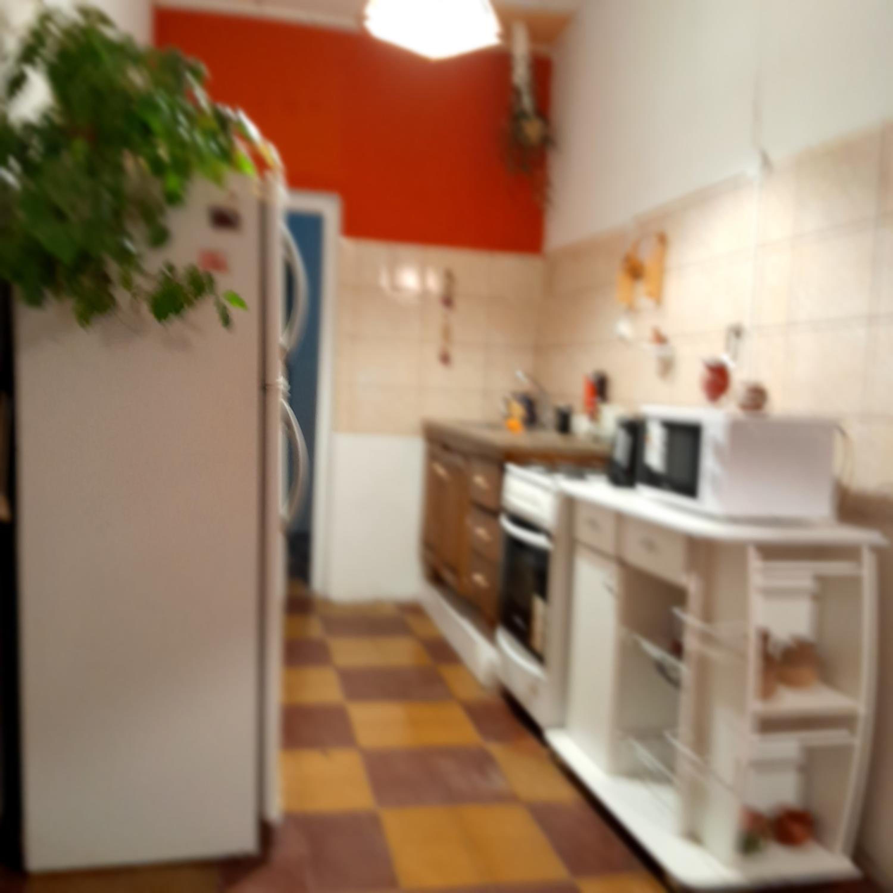 Departamento con cochera a cuadras del centro