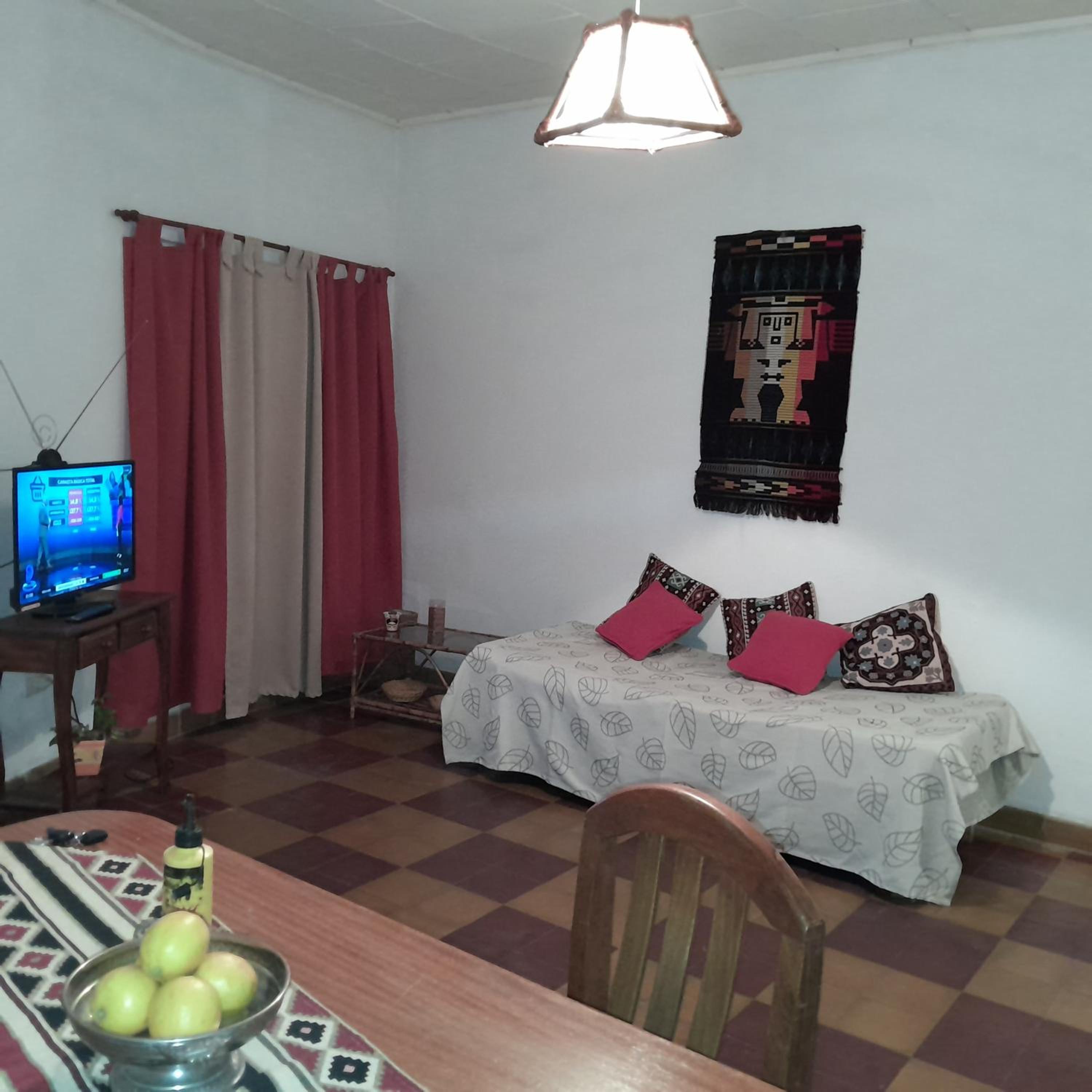 Departamento con cochera a cuadras del centro