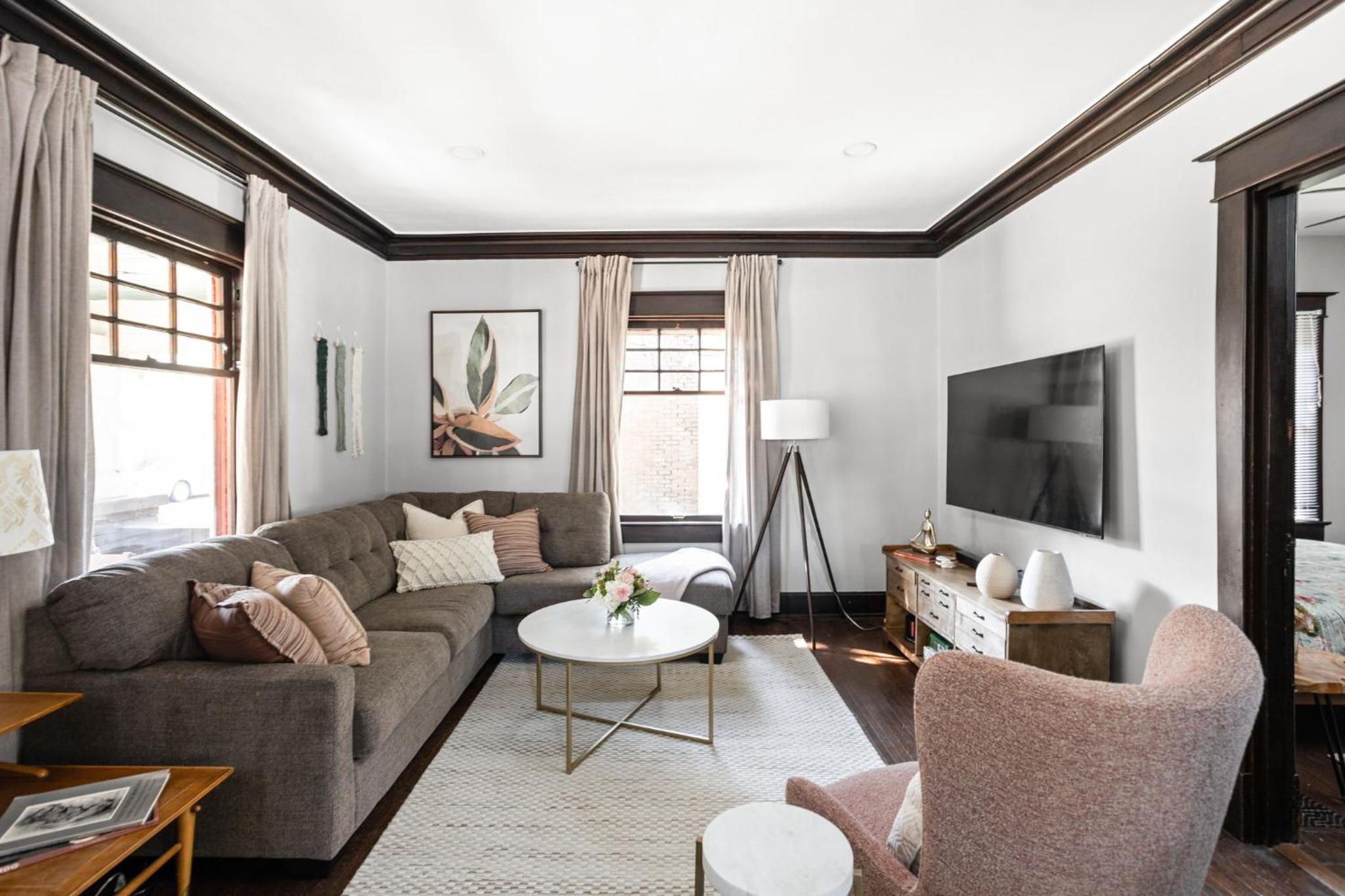 SoBro Bungalow Bliss (Walkable)