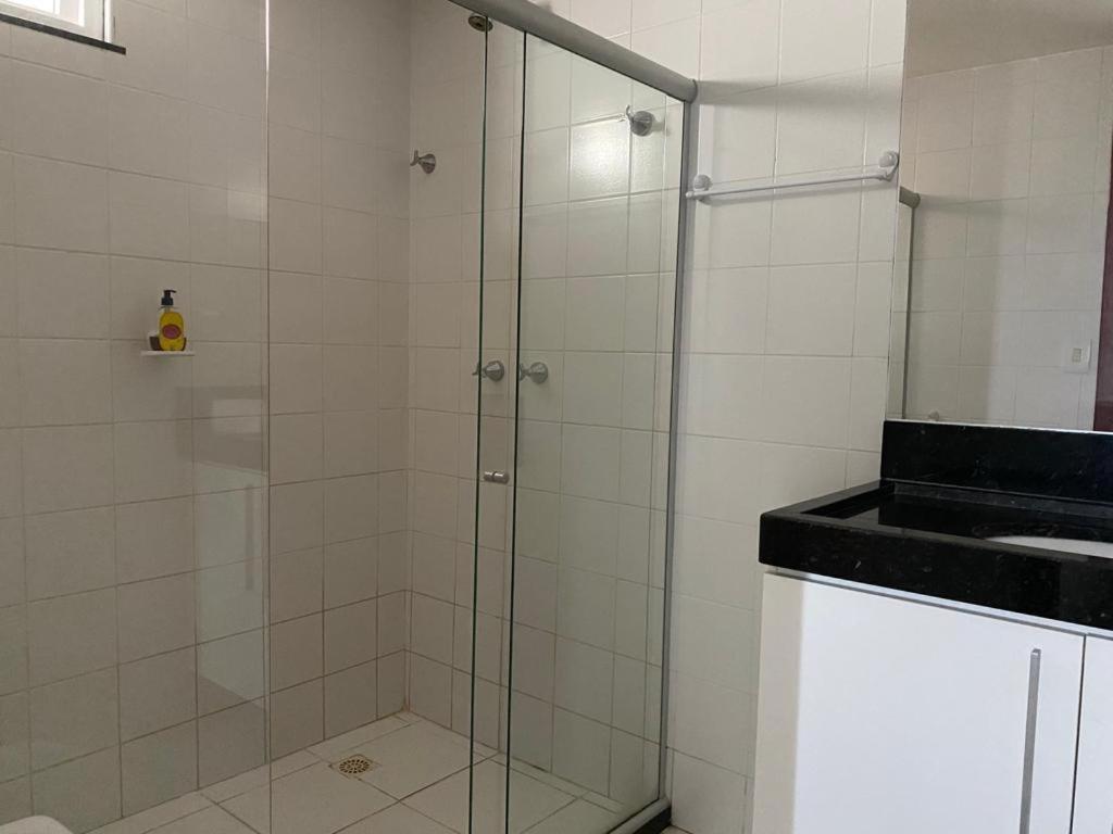 Apartamento Térreo 3 suítes Master Resort Treebies à Beira Mar Subauma Bahia