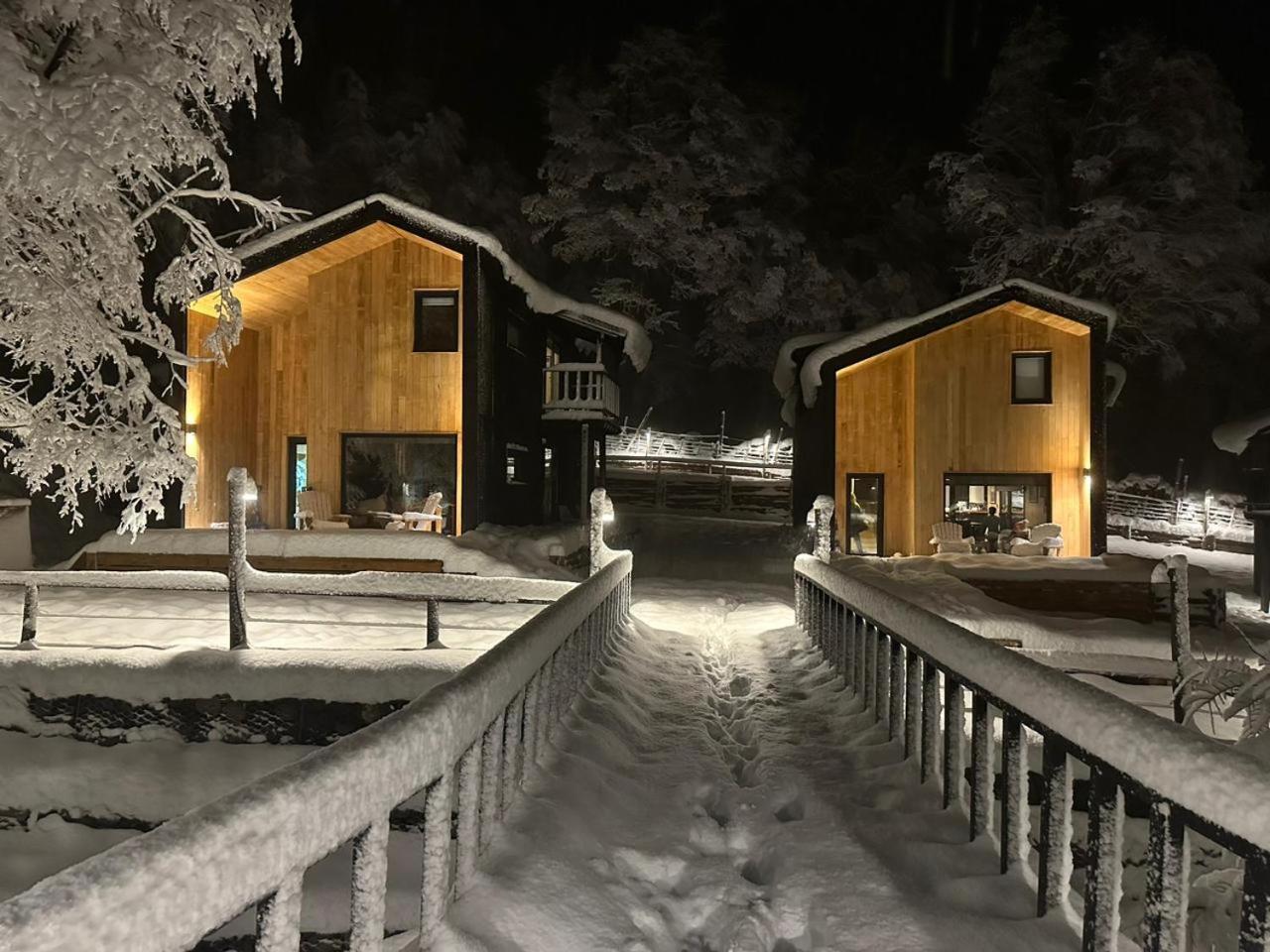 Campo Base Village
