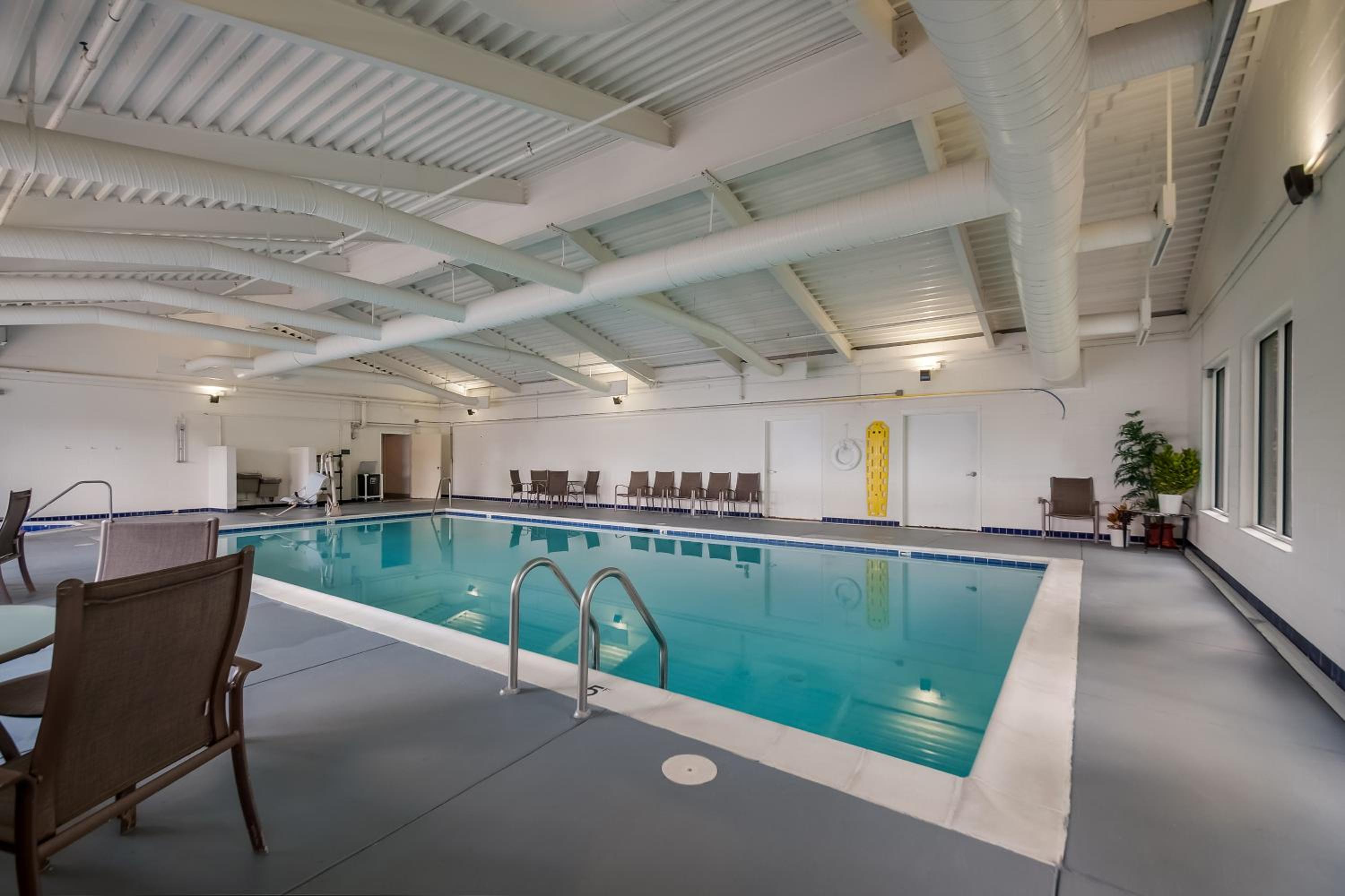Country Inn & Suites by Radisson, Fredericksburg South I-95 , VA