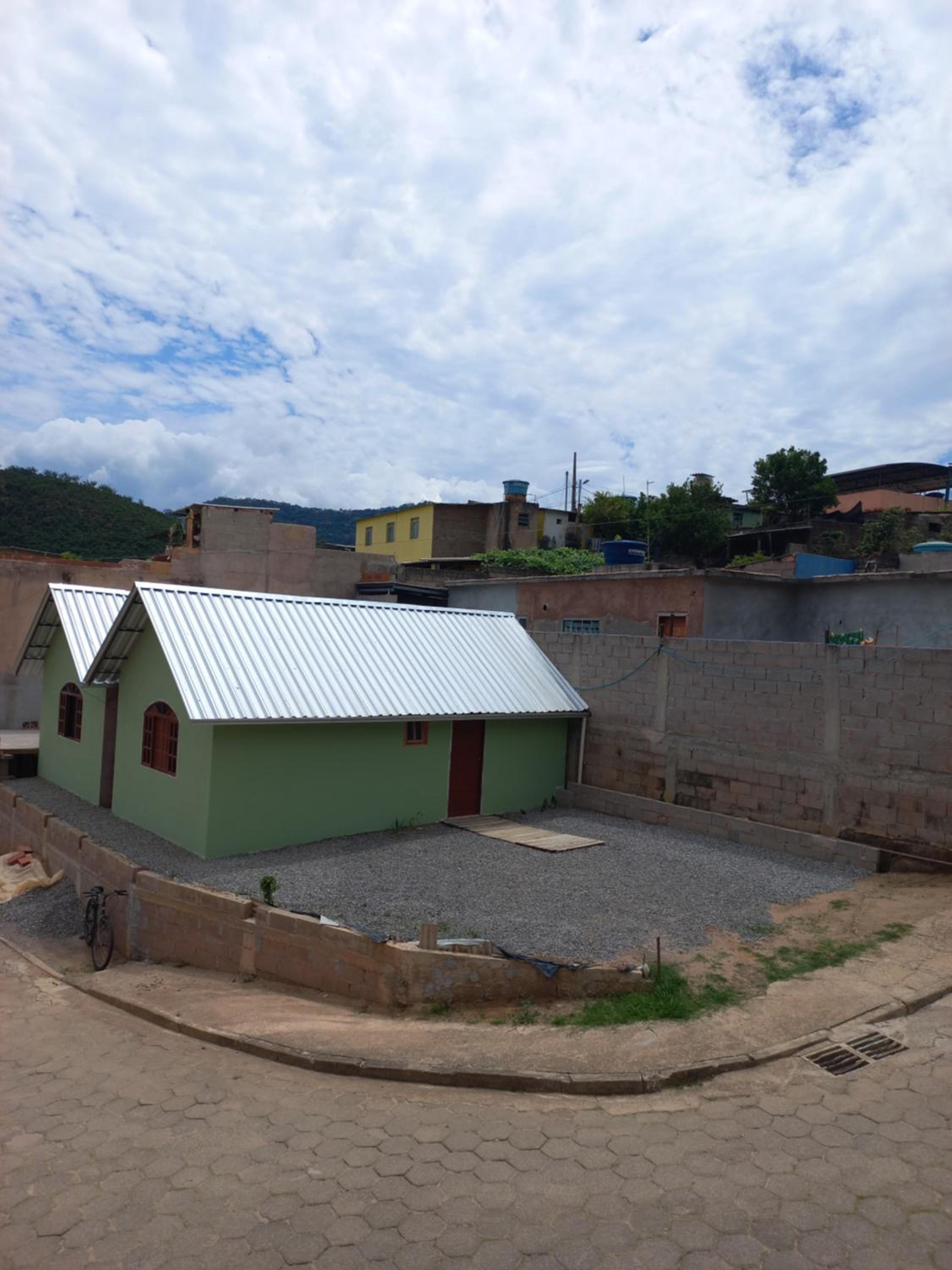 Mini lar próximo ao parque