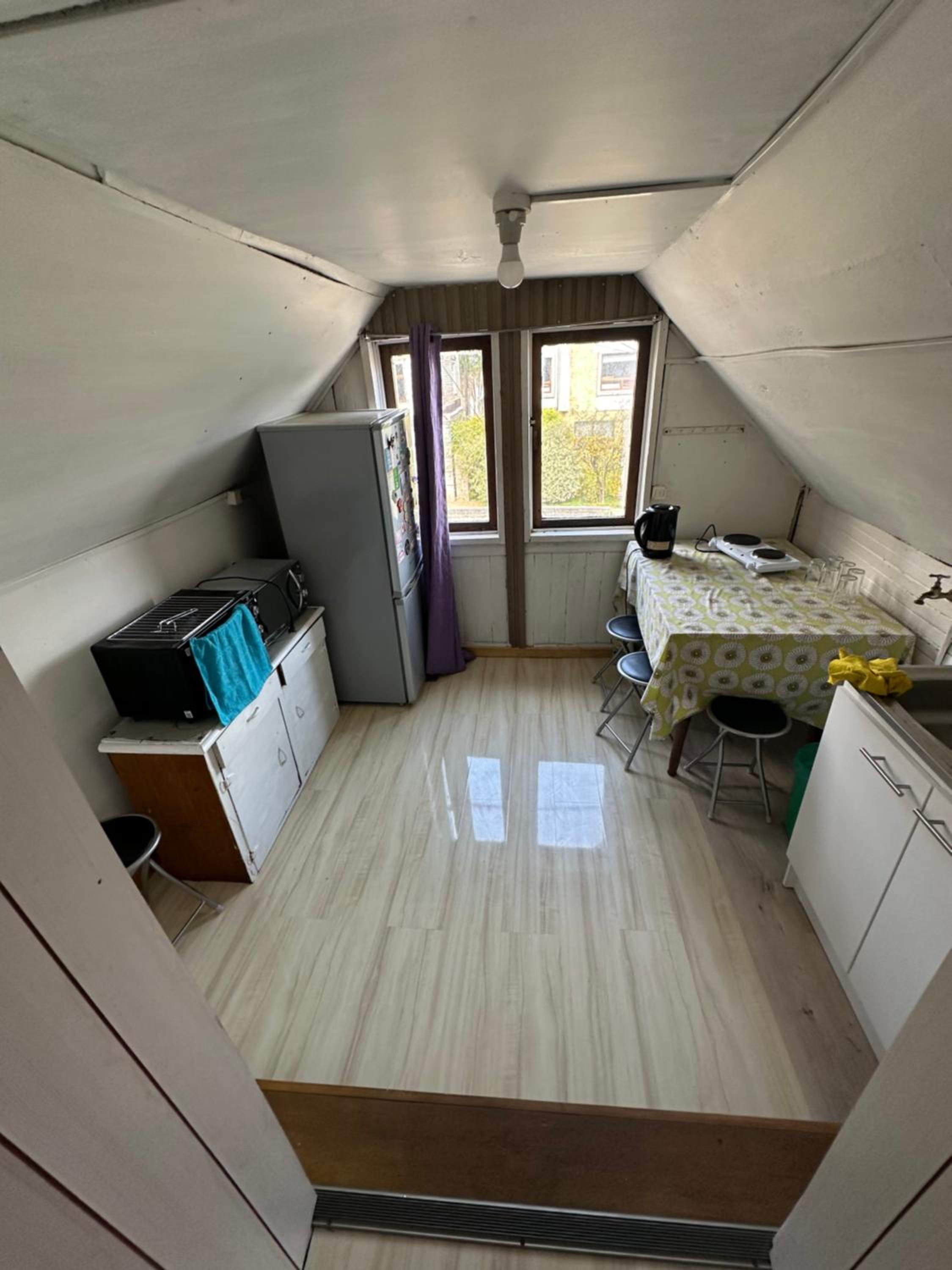 Apartamento segundo piso por día en isla teja
