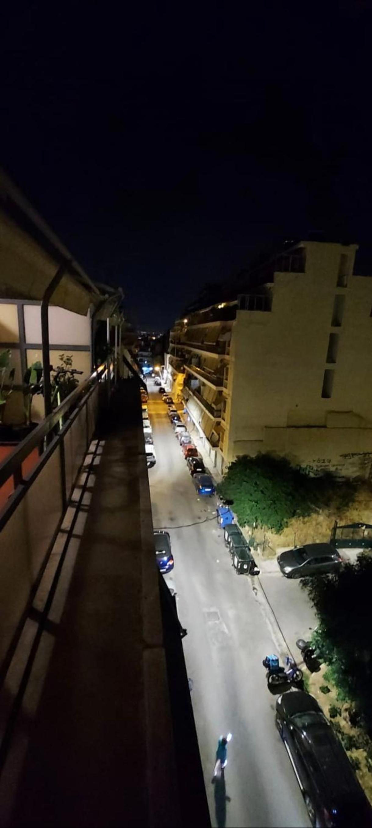 Large 1 bedroom Penthouse with Large Terrace