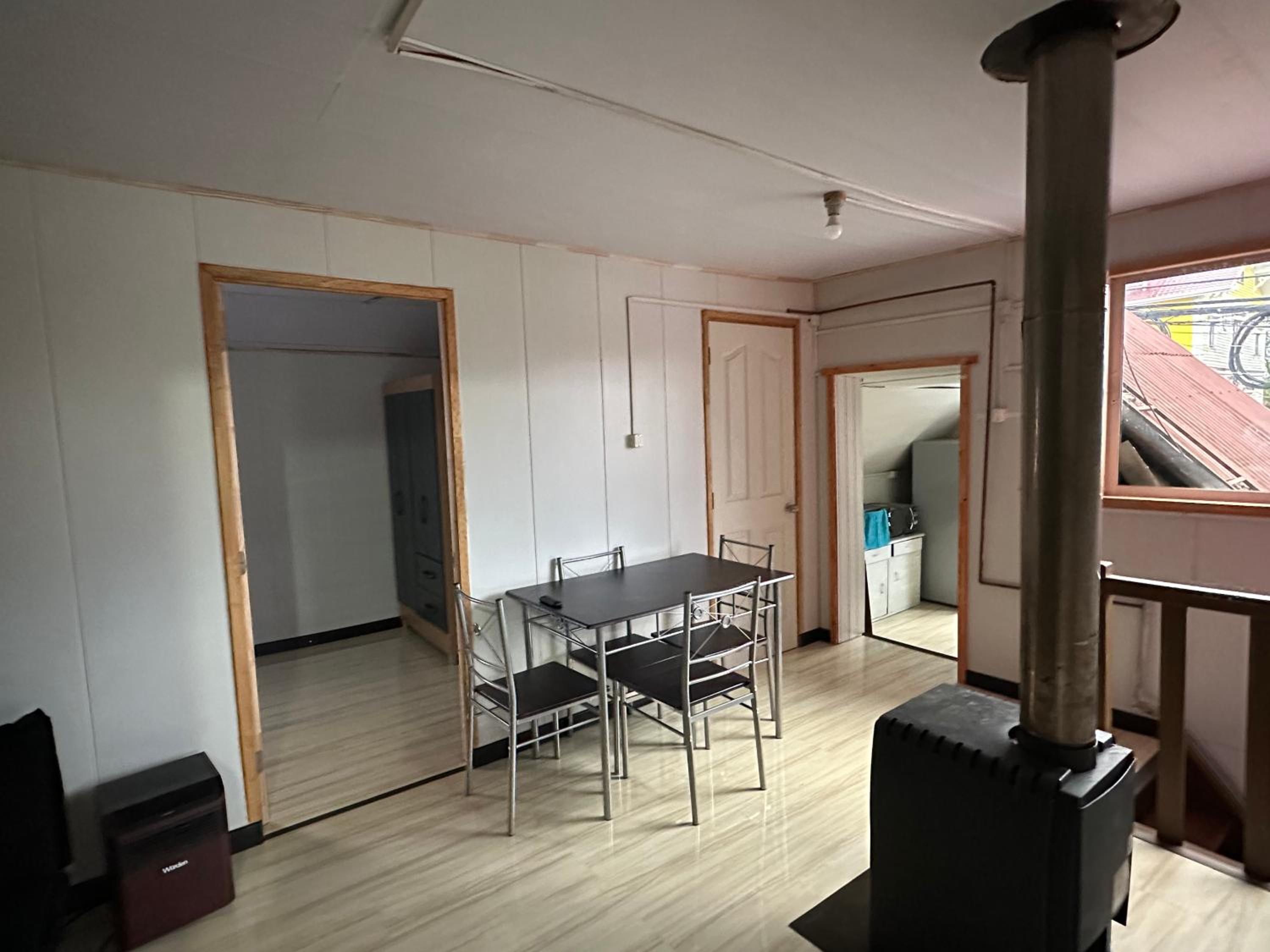 Apartamento segundo piso por día en isla teja