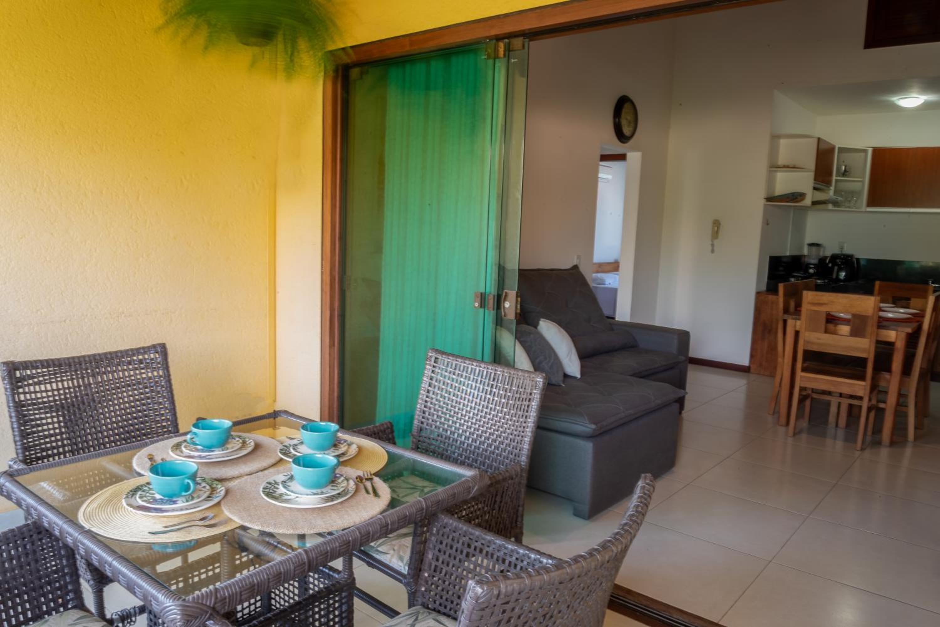 450m PRAIA de Taperapuan; Piscina; 2 quartos; WiFi 300 mbs; Churrasqueira; Estacionamento Gratuito 1 carro