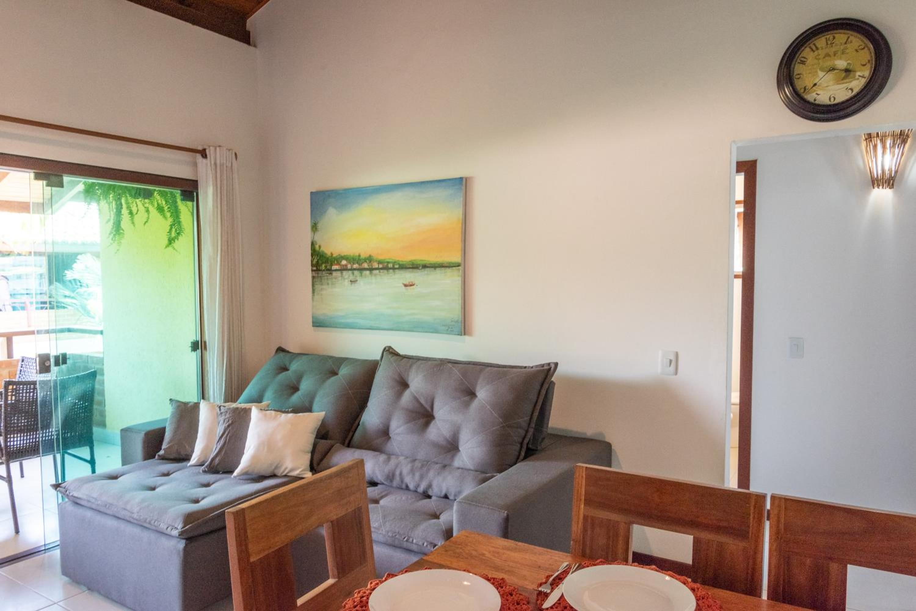 450m PRAIA de Taperapuan; Piscina; 2 quartos; WiFi 300 mbs; Churrasqueira; Estacionamento Gratuito 1 carro