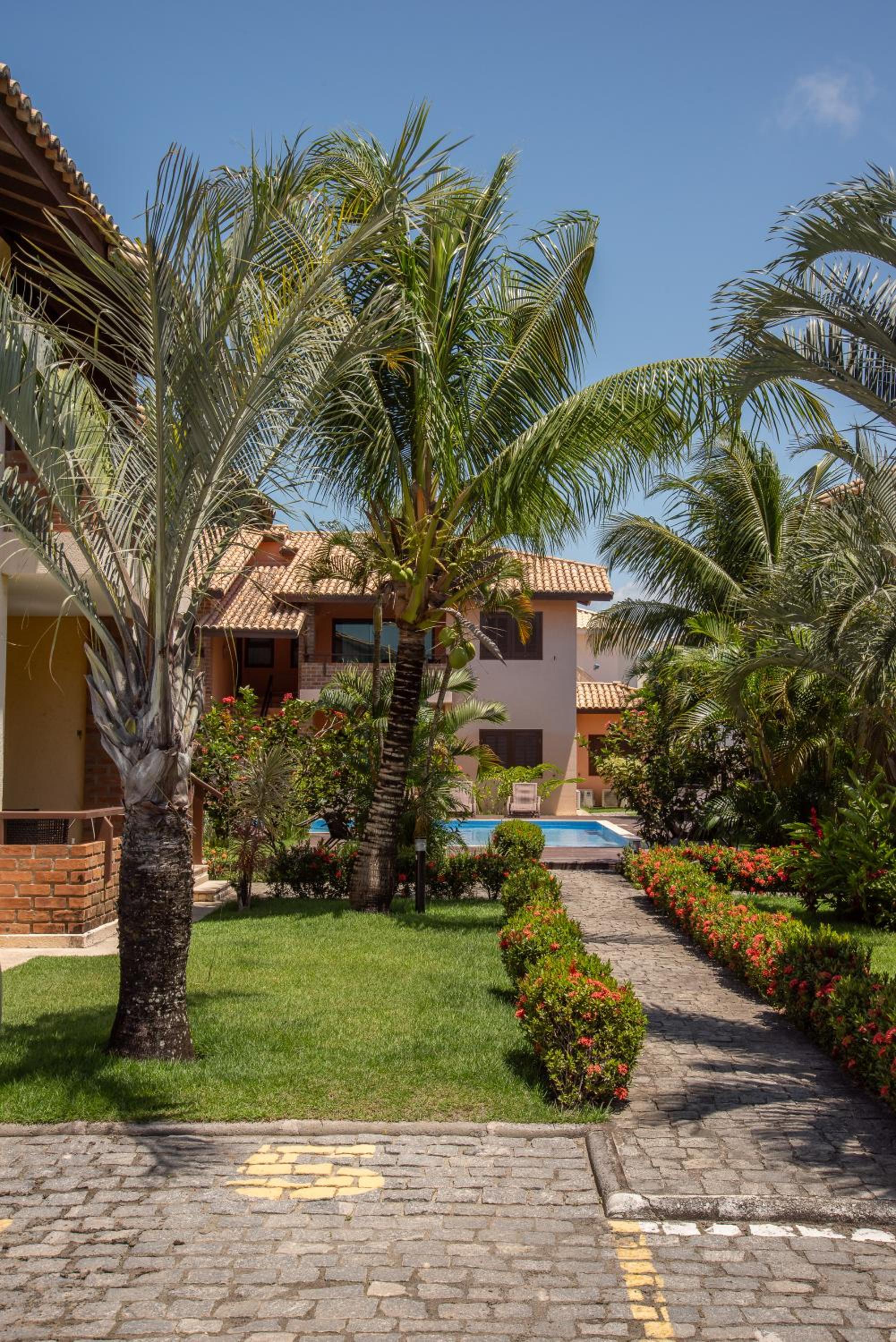 450m PRAIA de Taperapuan; Piscina; 2 quartos; WiFi 300 mbs; Churrasqueira; Estacionamento Gratuito 1 carro