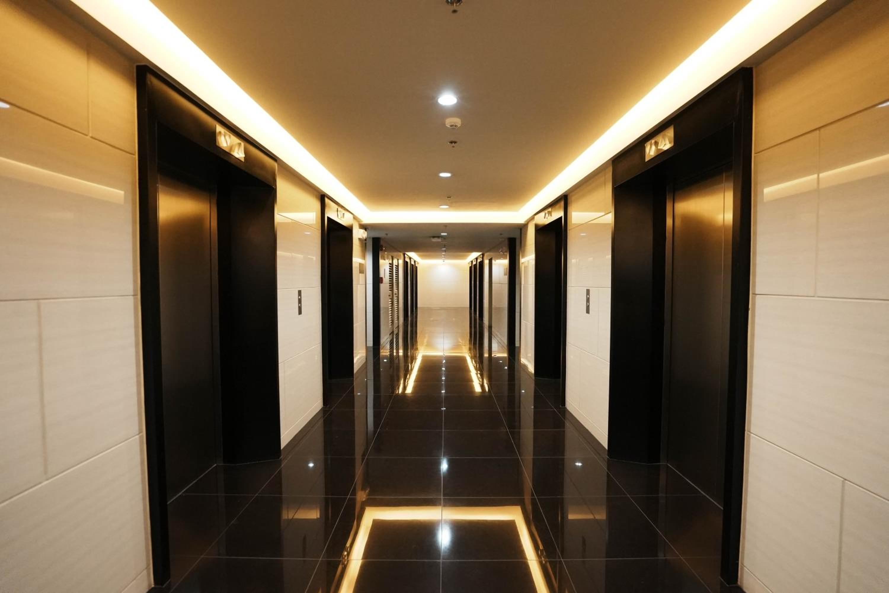 Air Residences Makati with Sunset View view 5