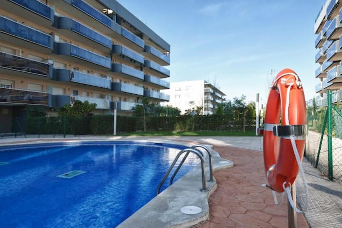 2 bedrooms appartement with shared pool at Platja de la Pineda photo 2