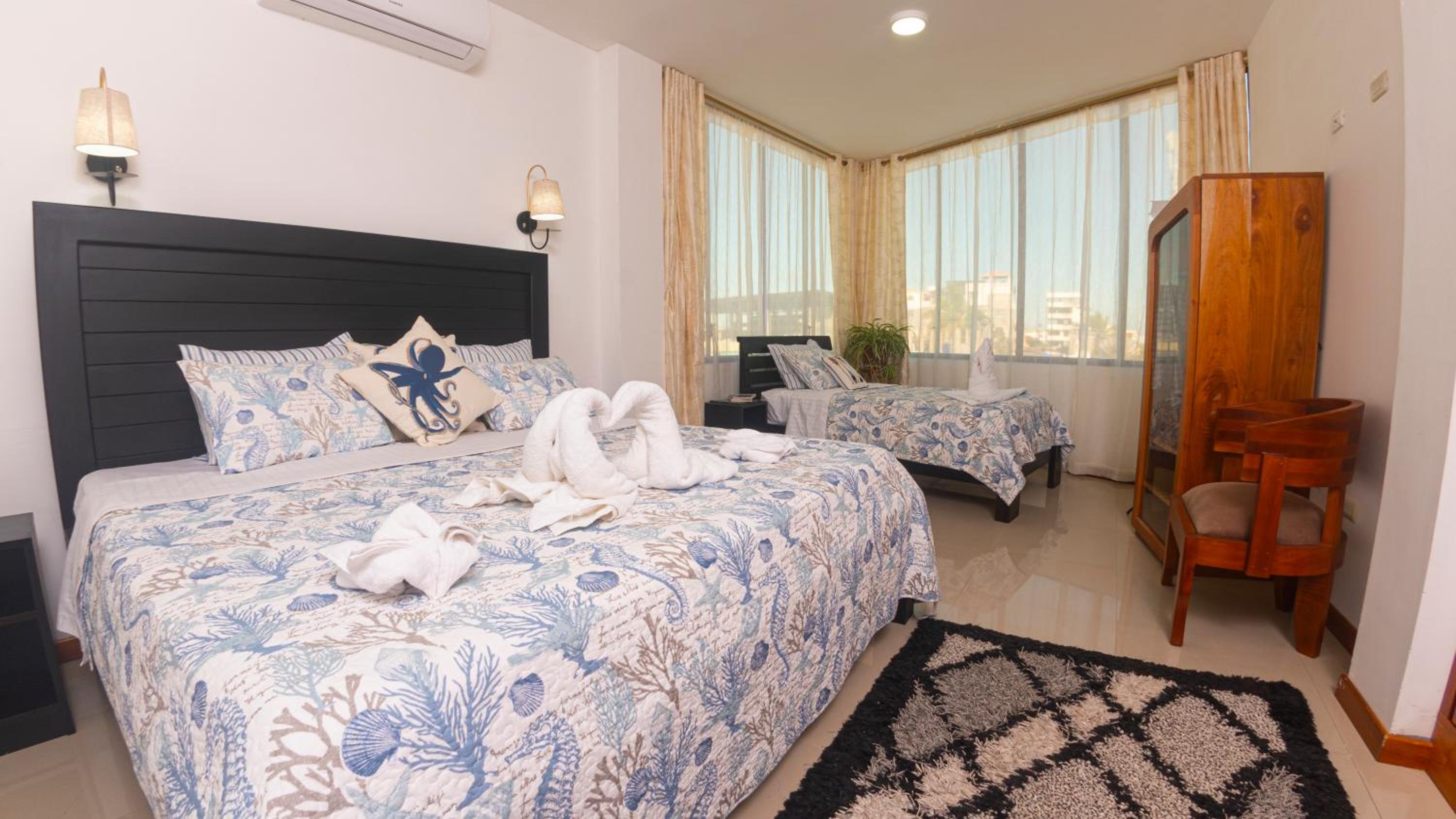 EXCLUSIVE CONDO GALAPAGOS & BEYOND 3 view 5