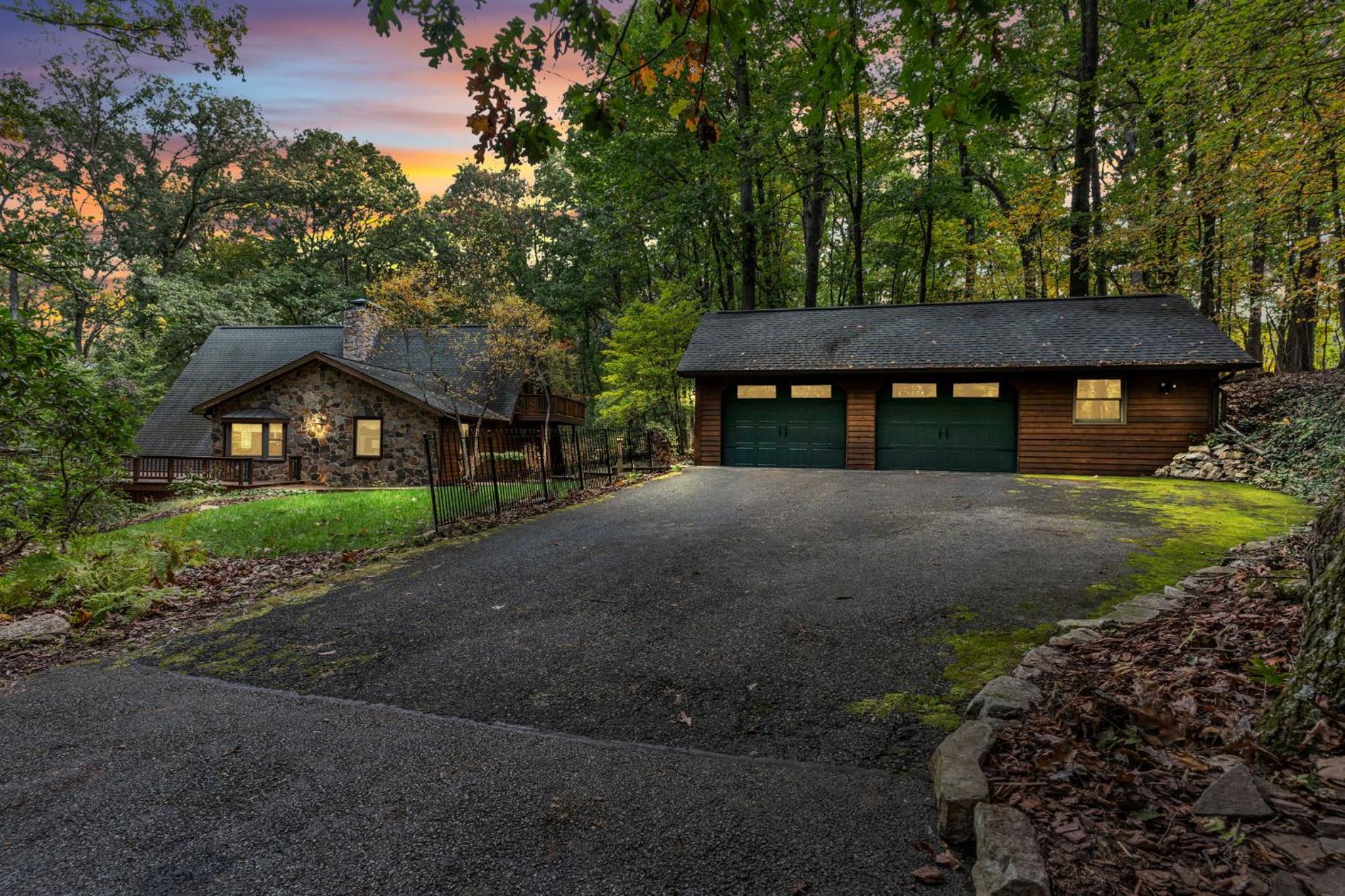 Star Gazer Luxury A-Frame Wood Cabin. Near York/Harrisburg/Hershey/Lancaster