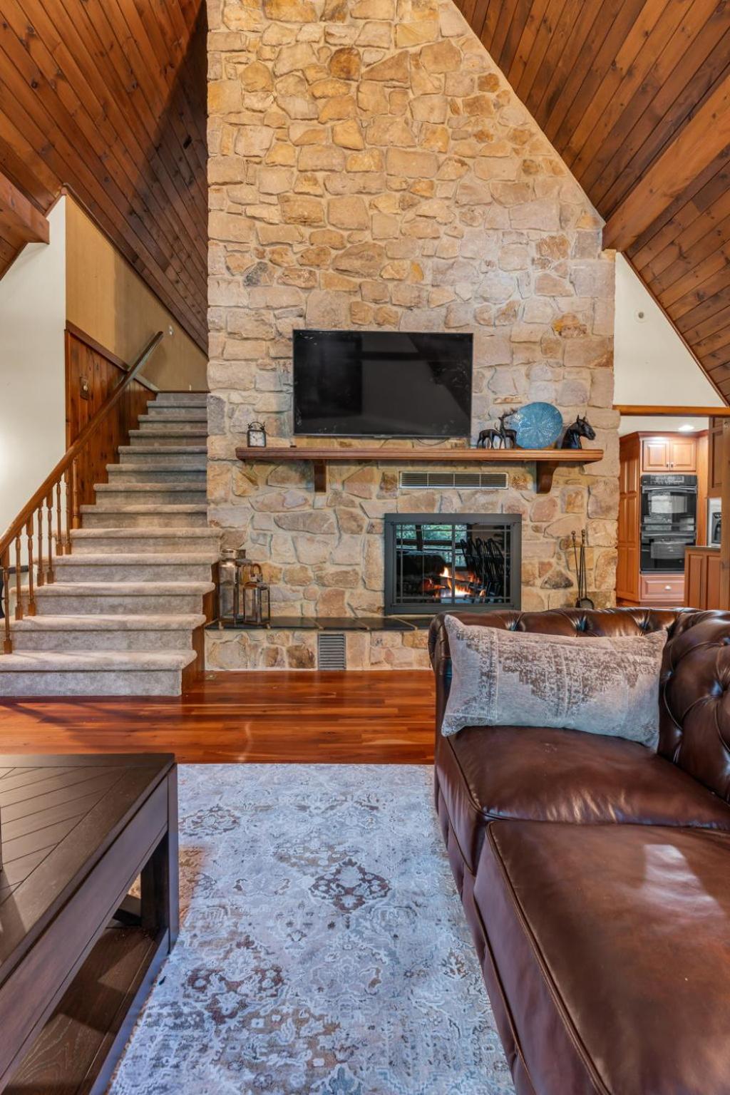 Star Gazer Luxury A-Frame Wood Cabin. Near York/Harrisburg/Hershey/Lancaster
