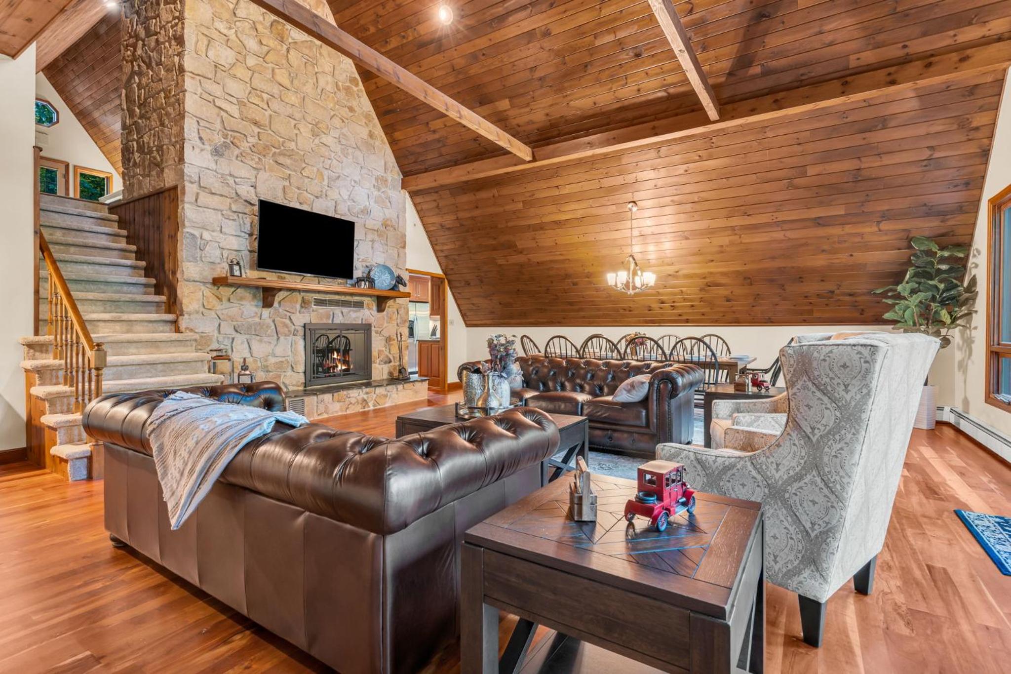Star Gazer Luxury A-Frame Wood Cabin. Near York/Harrisburg/Hershey/Lancaster
