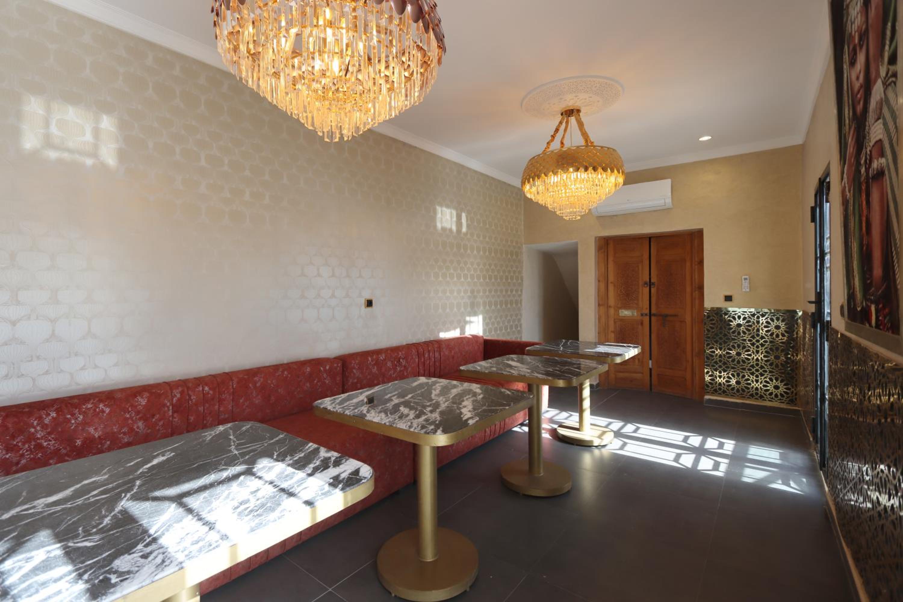 lounge