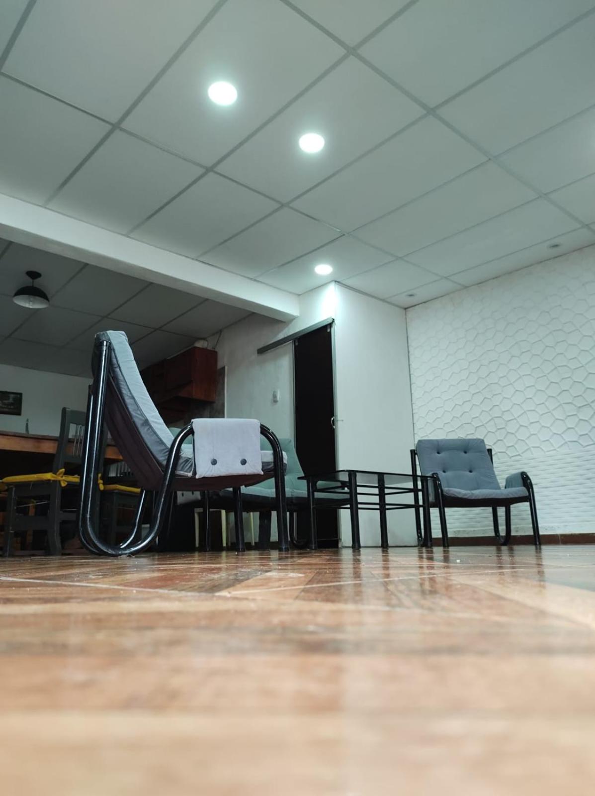 CASA LABERINTO DE BORGES EN SAN RAFAEL PARA 6 PERSONAS