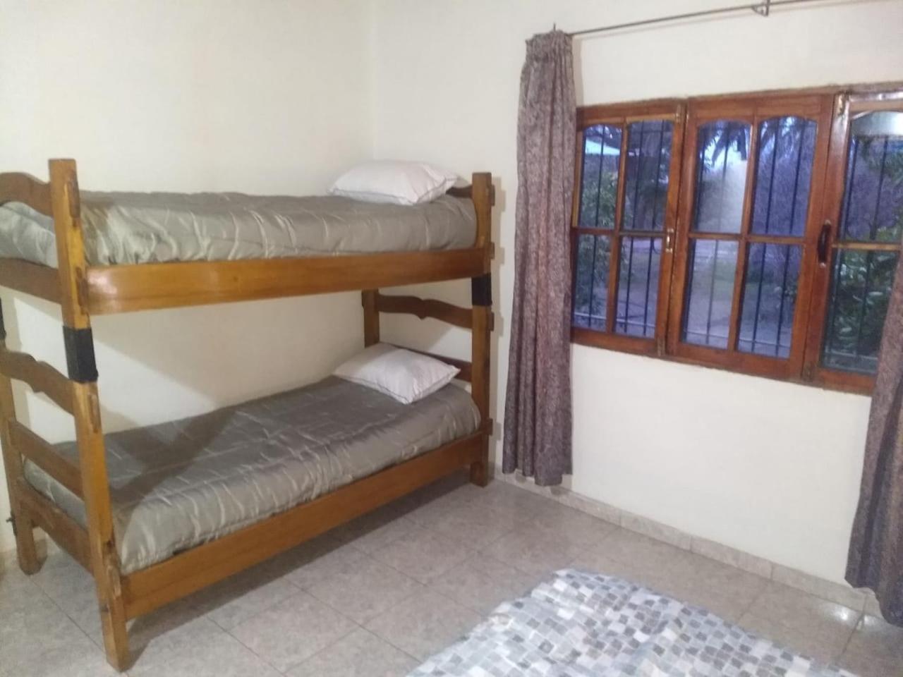 CASA LABERINTO DE BORGES EN SAN RAFAEL PARA 6 PERSONAS