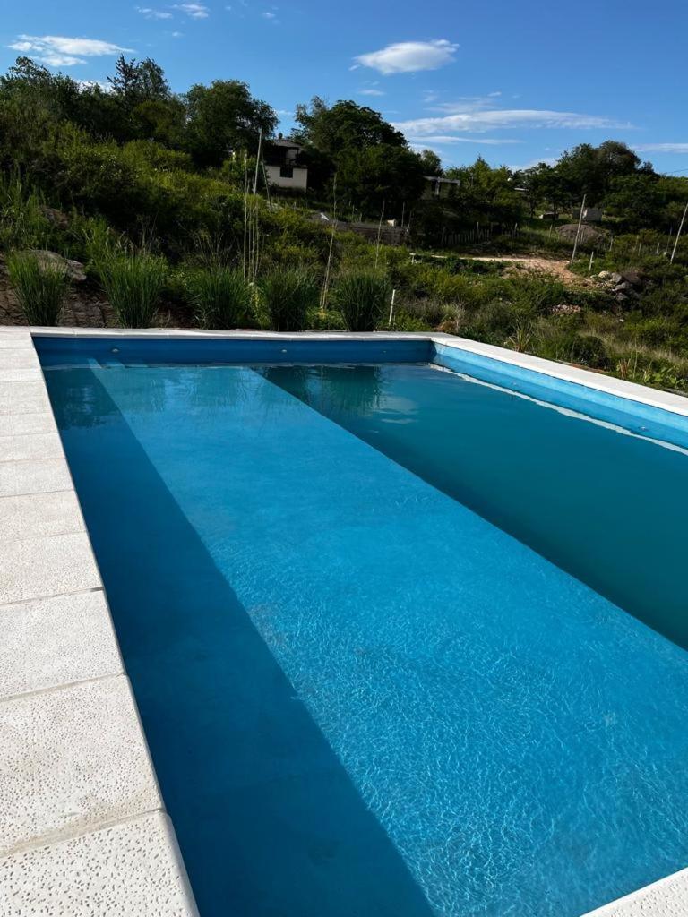CASA CON PILETA EN ESTANCIA VIEJA