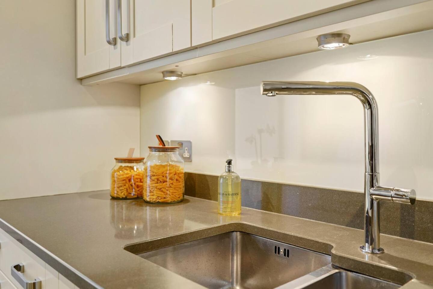 Stylish Family Apartments near Kensington High Street - by Short Stories London