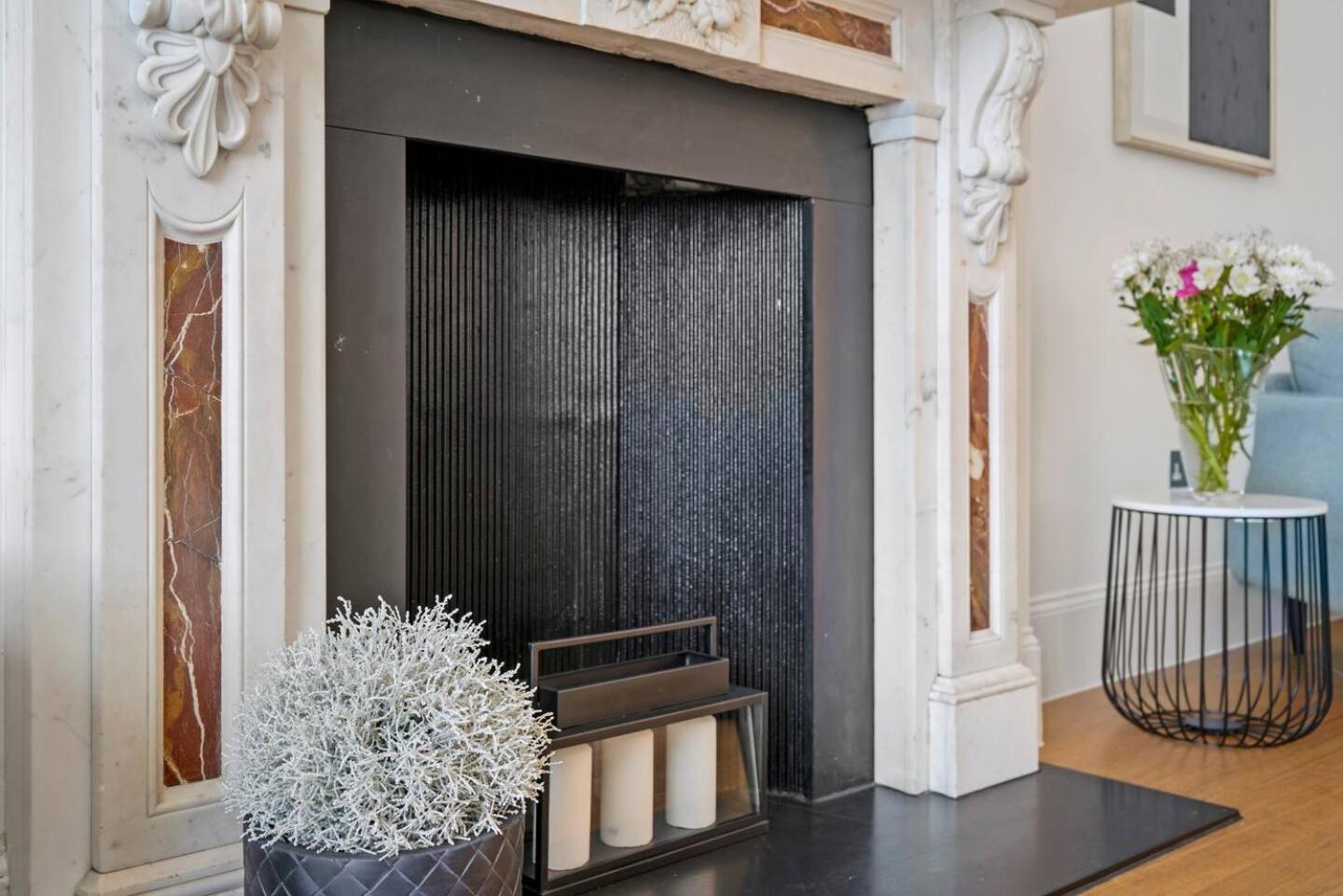 Stylish Family Apartments near Kensington High Street - by Short Stories London