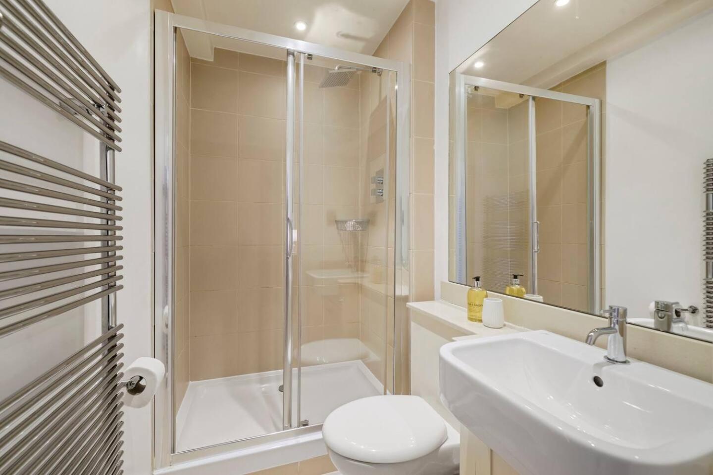 Stylish Family Apartments near Kensington High Street - by Short Stories London