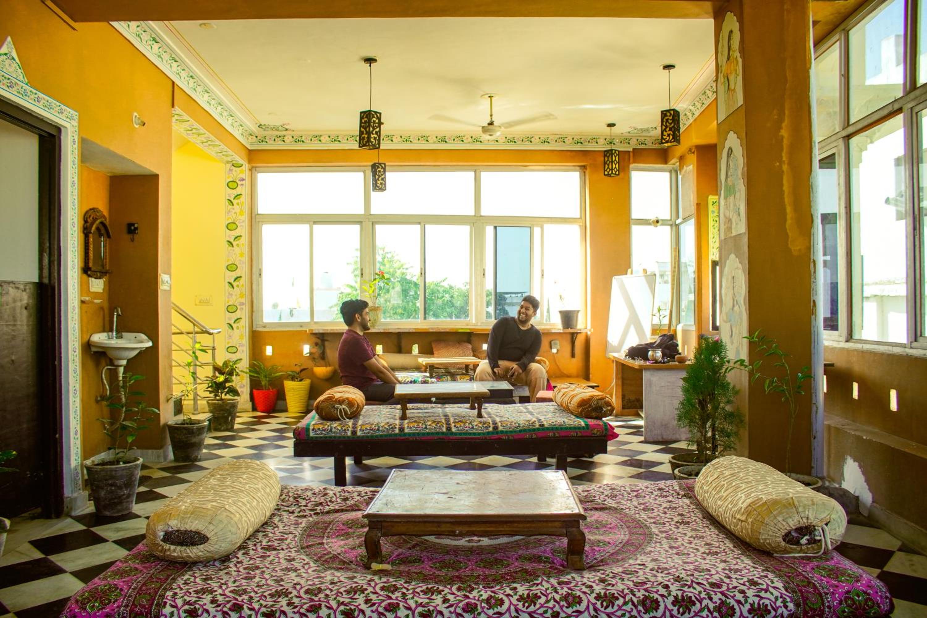 lounge