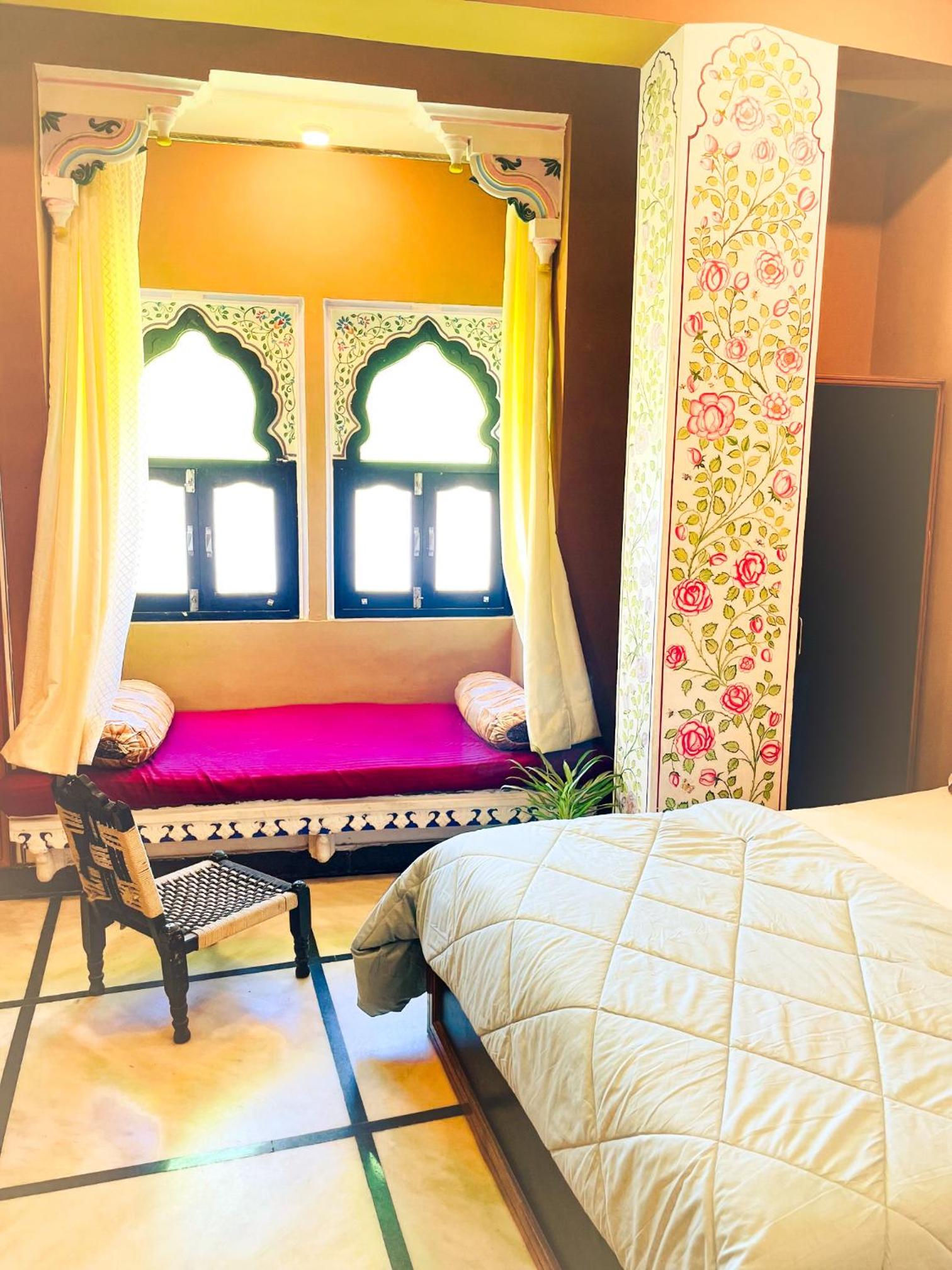 Mild Life Hostel Udaipur