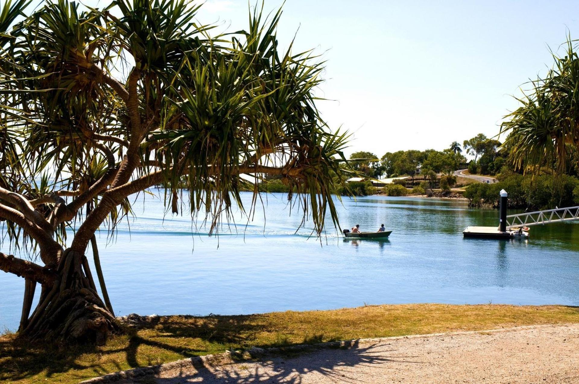 Beach & Boats Agnes Water