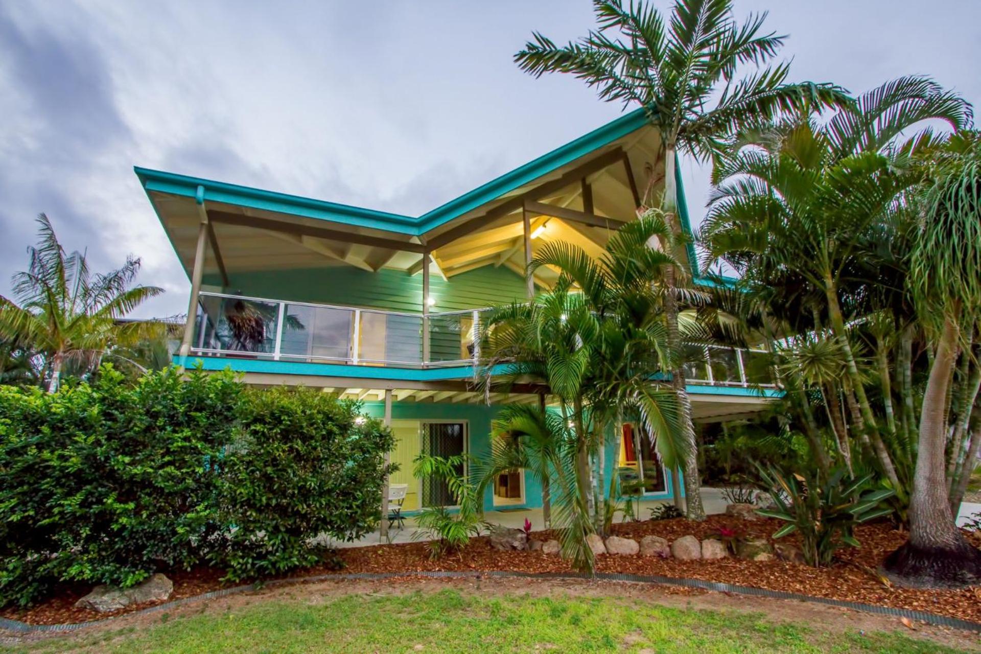 Calma- Beach House Estate
