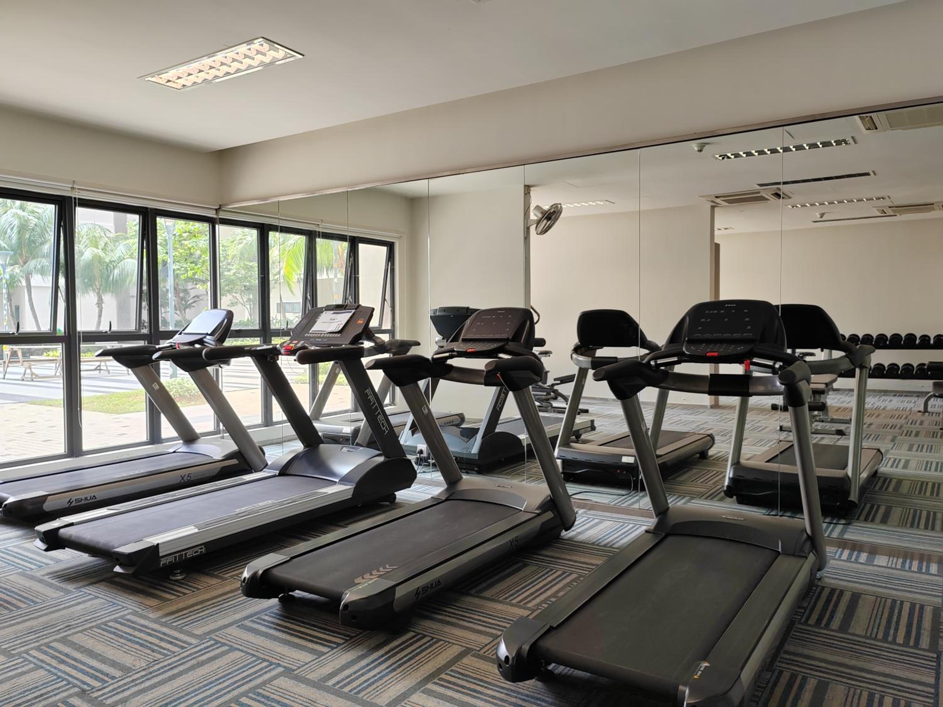 JOHOR BAHRU DANGABAY CIQ CITYSQUARE 2Bd 6PAX