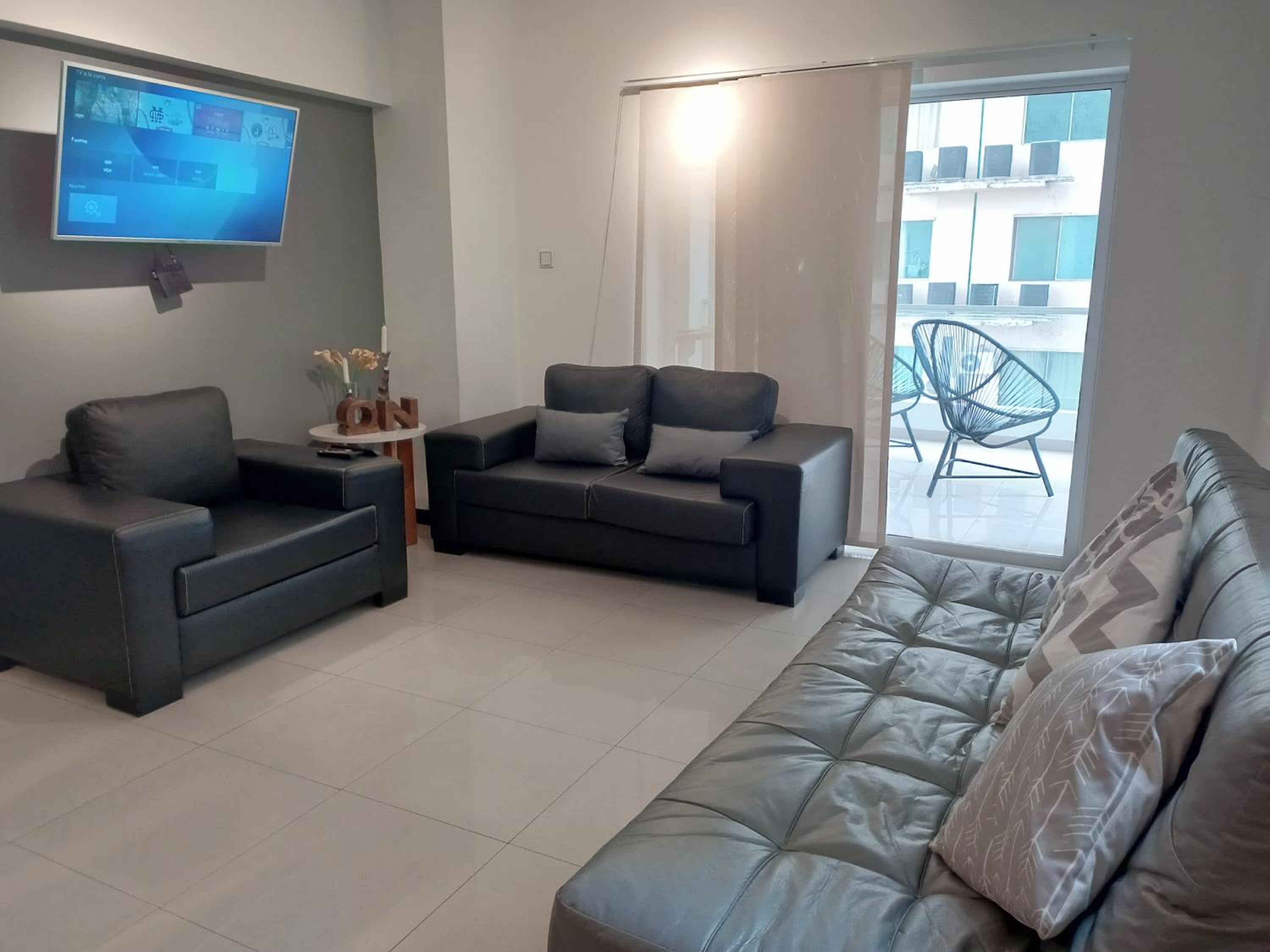 Luxury Apartment -3 bedrooms