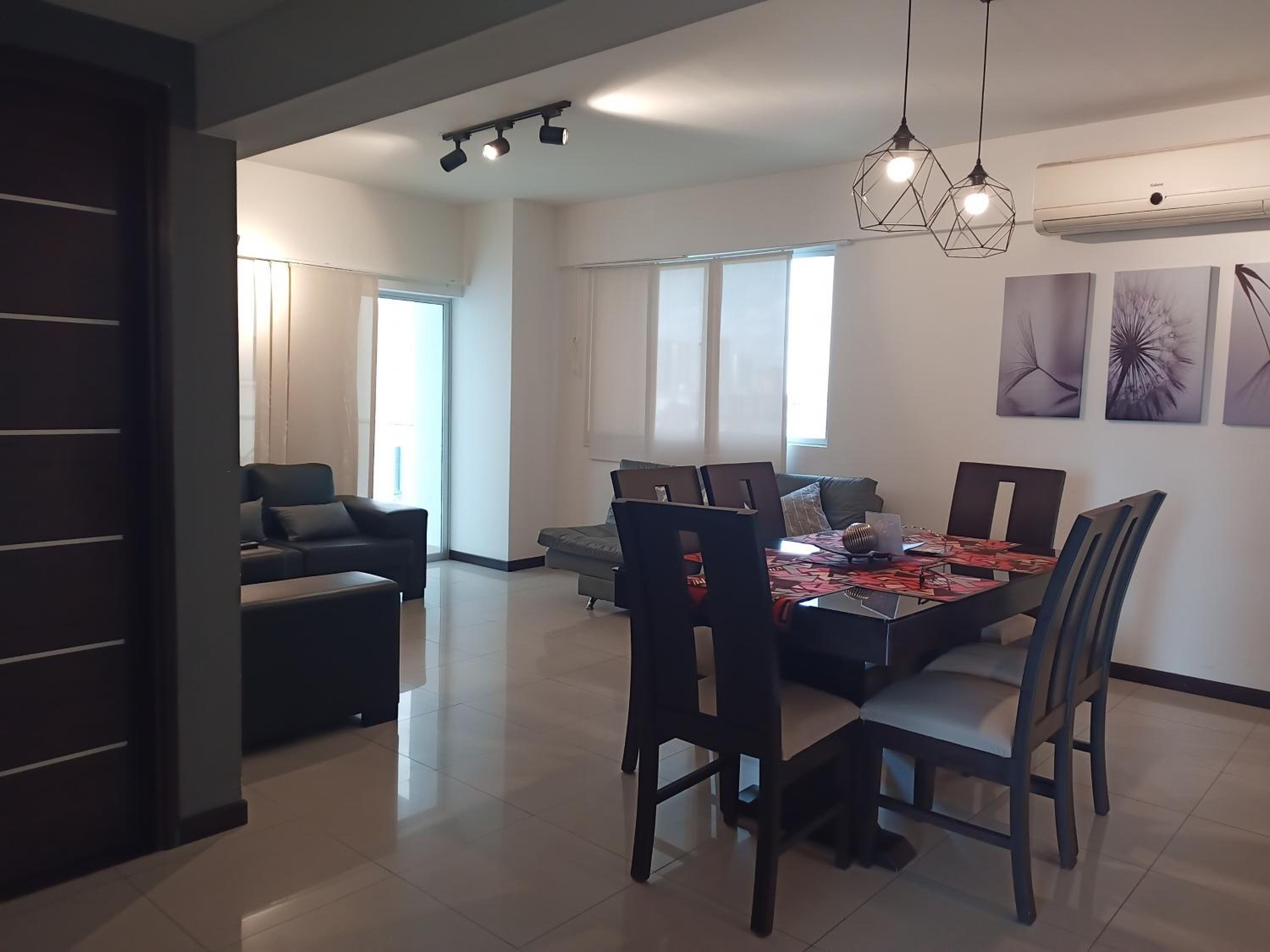 Luxury Apartment -3 bedrooms
