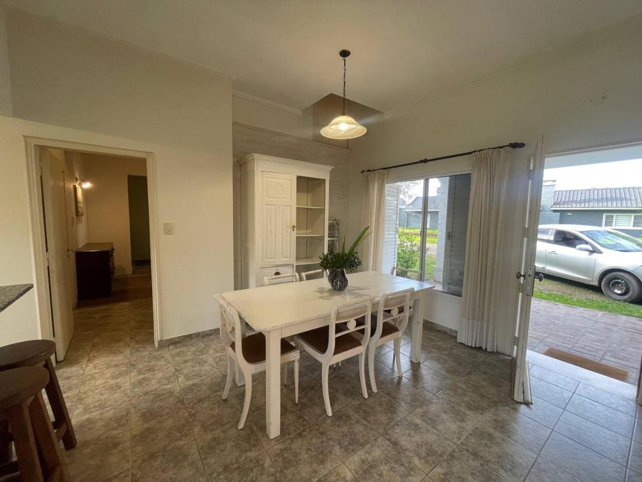 Casa Country Golf Club, Pagos en USD