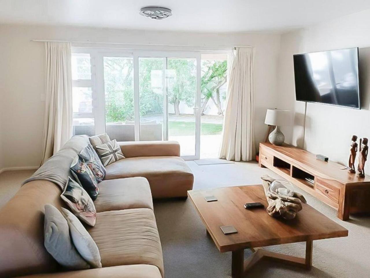 Island Home Woodbridge Island Milnerton