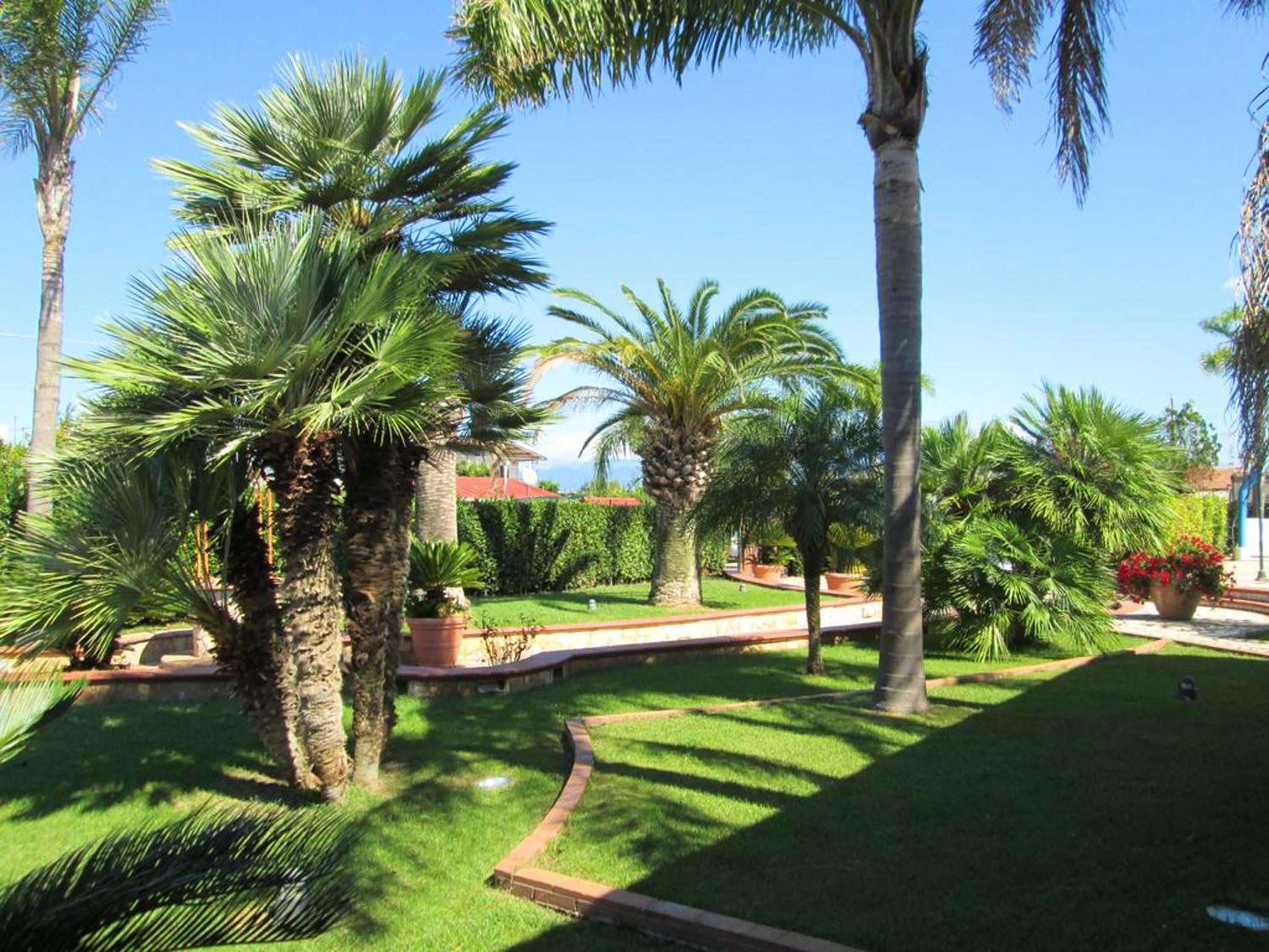 Comfortable apartment near Lago