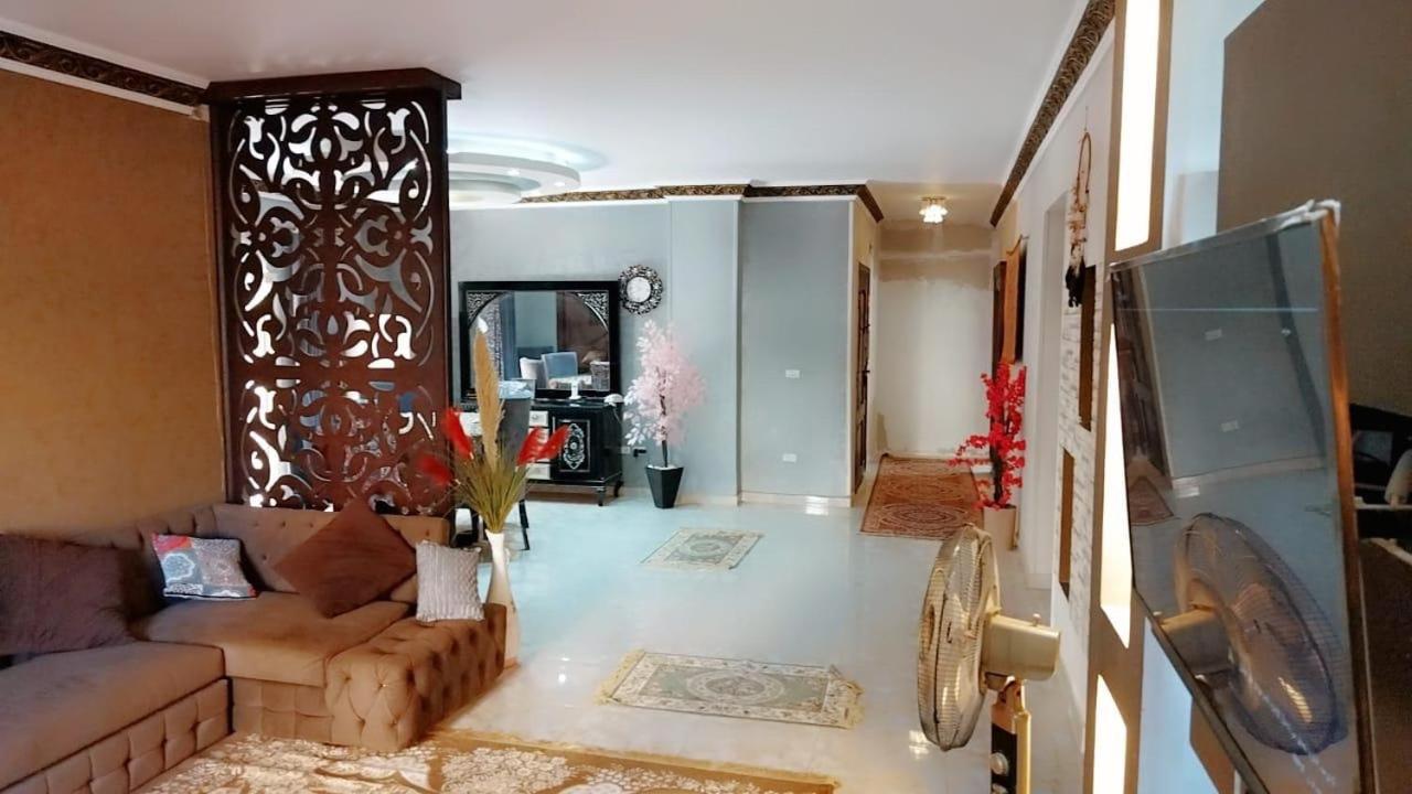 Luxury hotel apartment