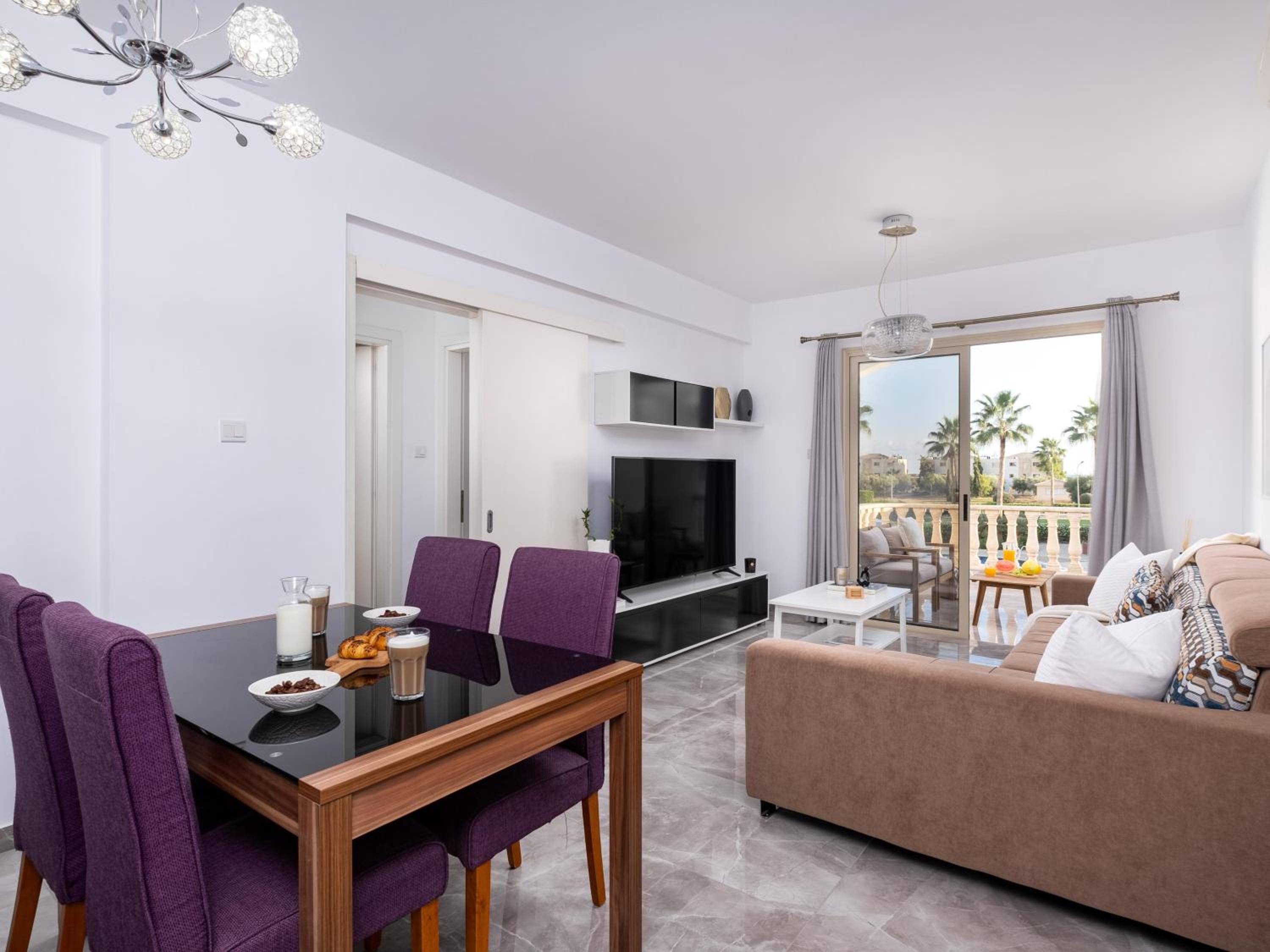 Paradise Palms, 2bed Apt W Pool