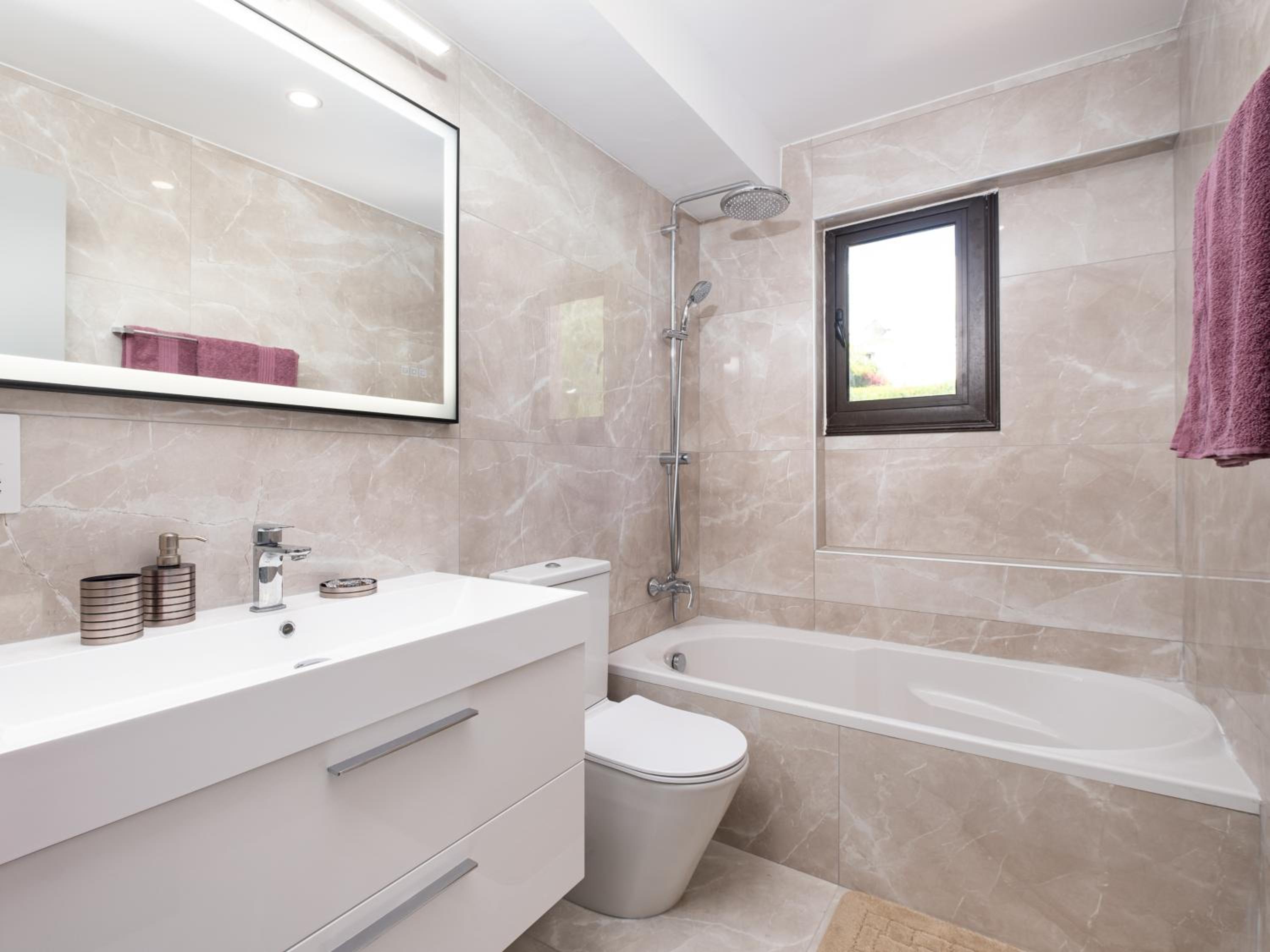 Marble Heights, 2bed Luxury Apt