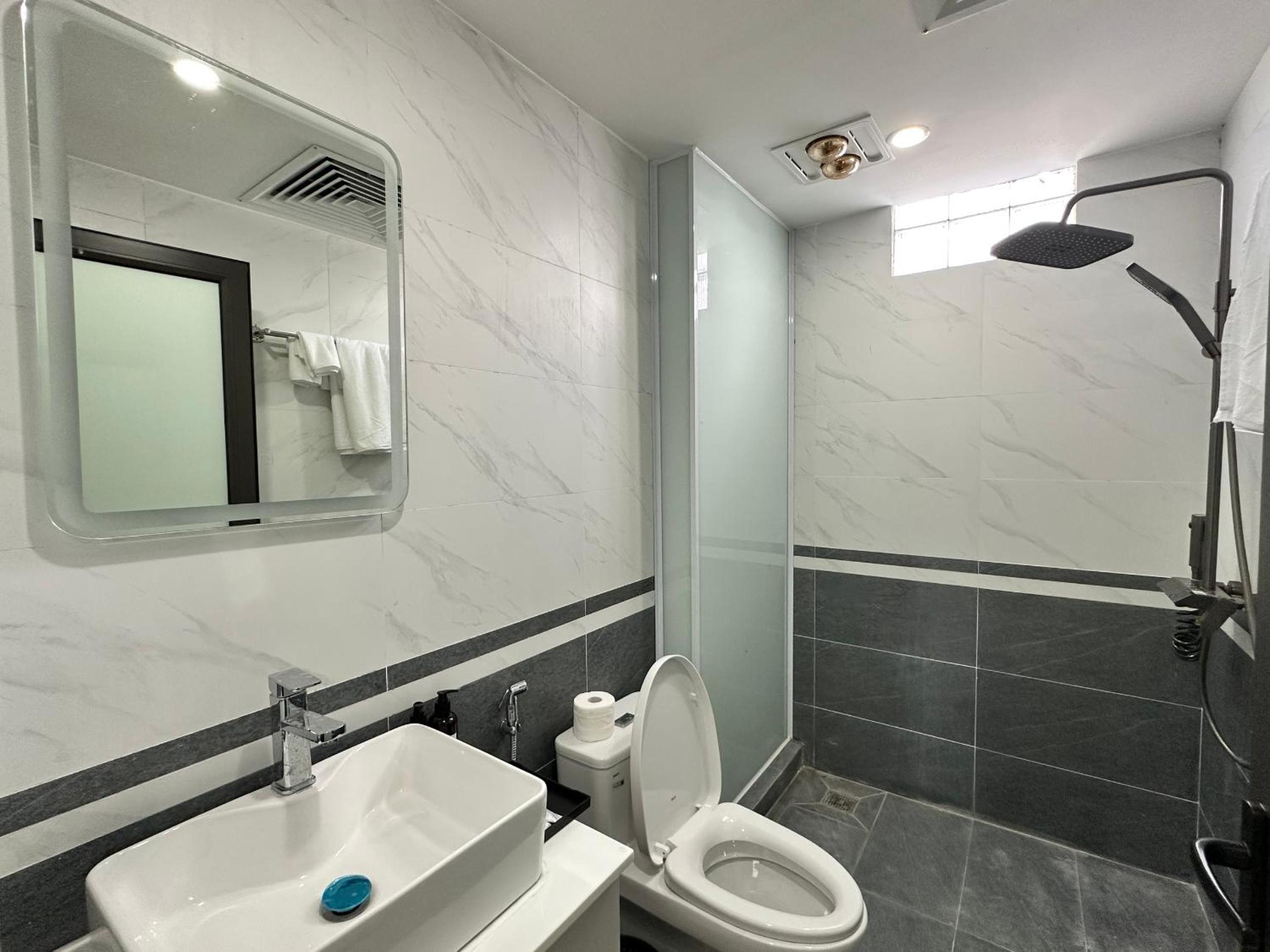 Diamond Apartment Kham Thien